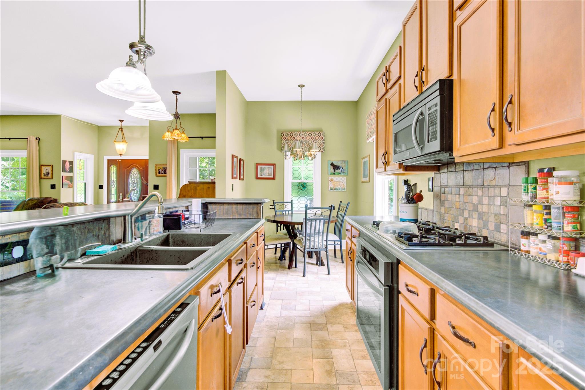 267 Ikerd Drive Property Photo 7