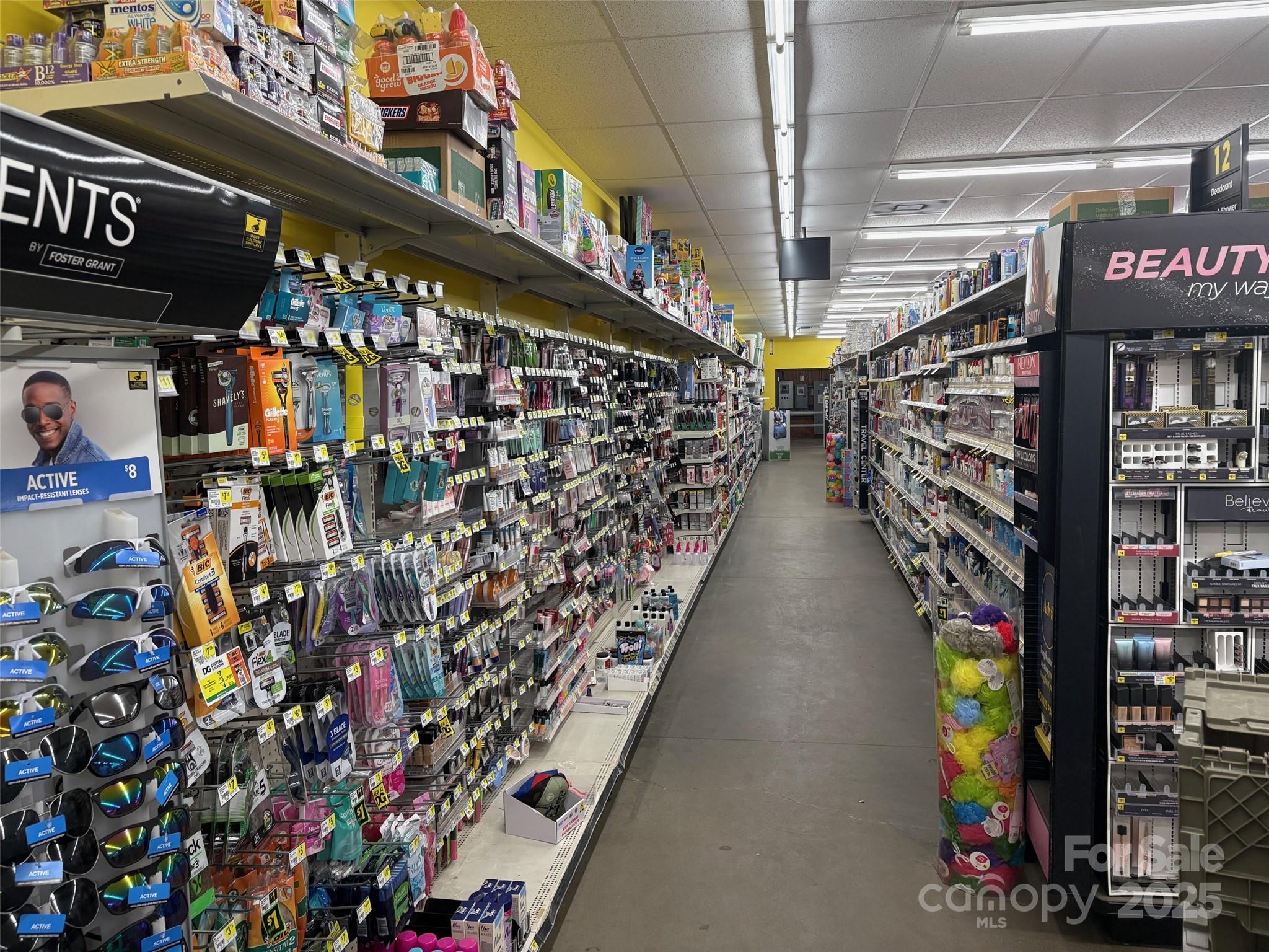 118 Drug Store Street Property Photo 14