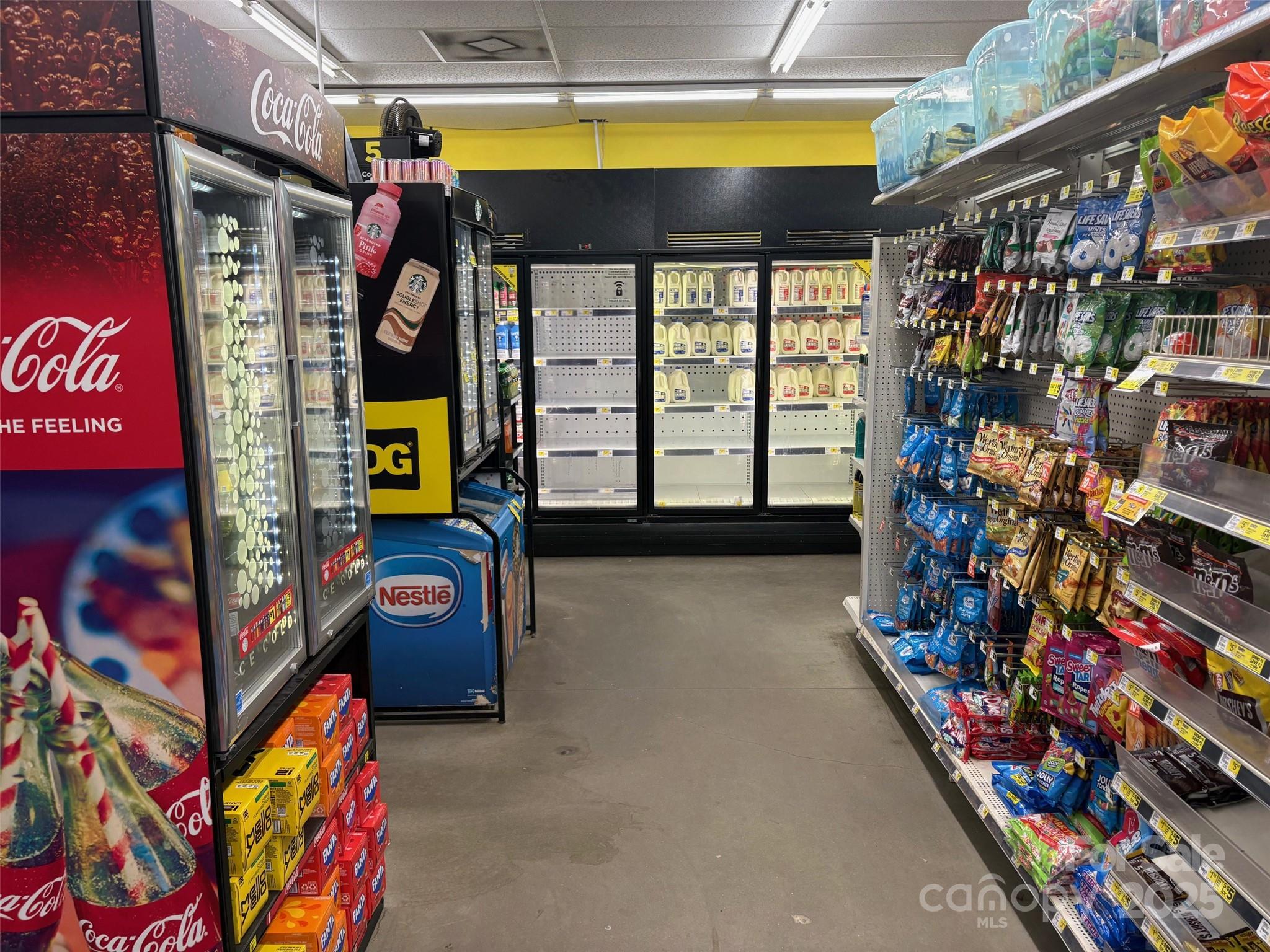 118 Drug Store Street Property Photo 16