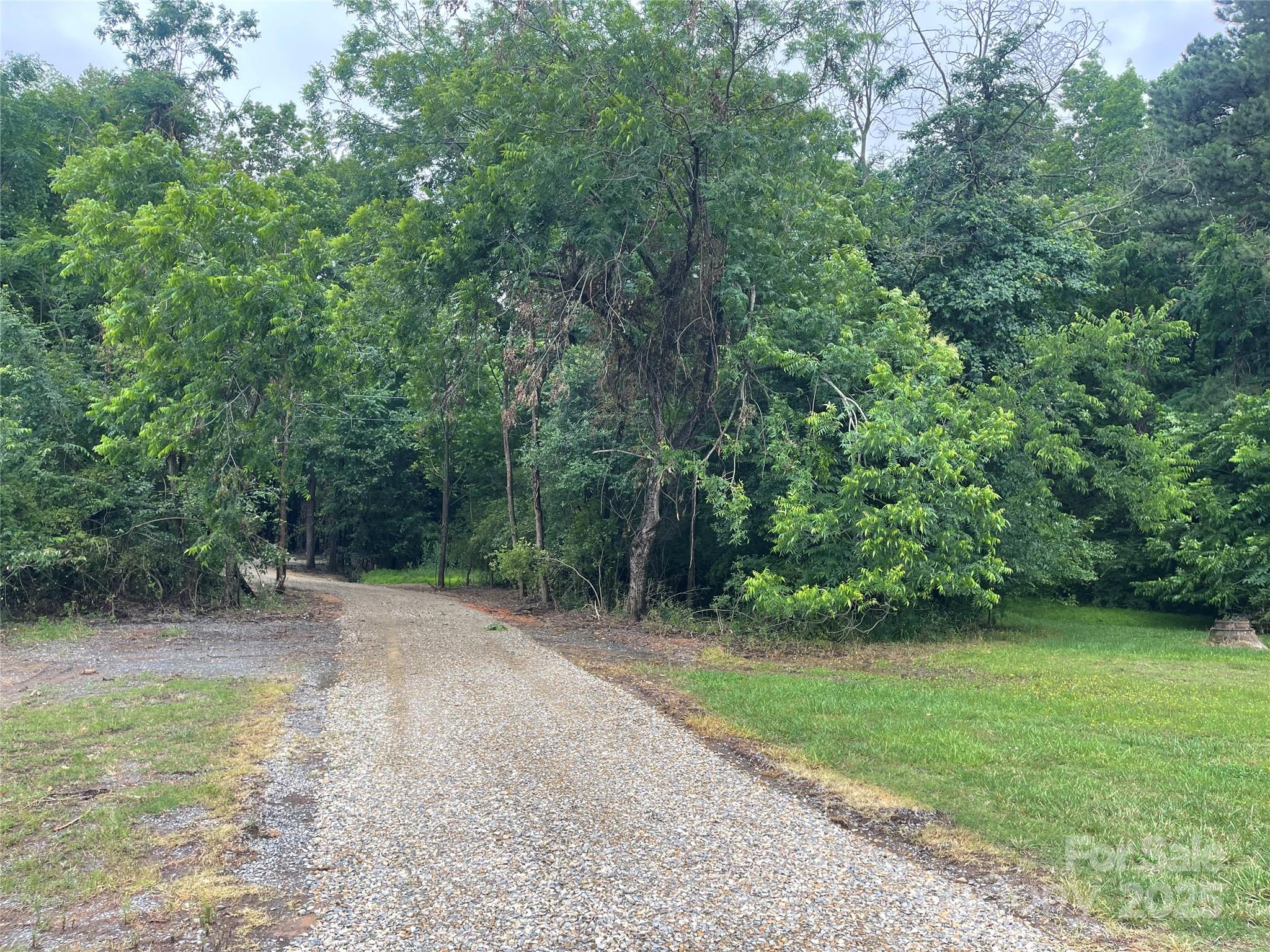 00 Pleasant Valley Road Property Photo 2