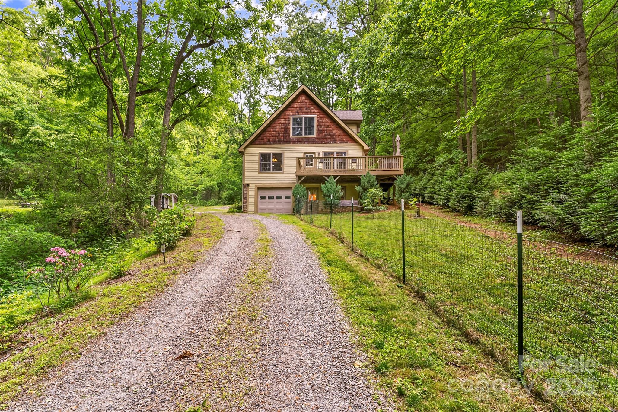 32 Evita Cove Road Property Photo 1