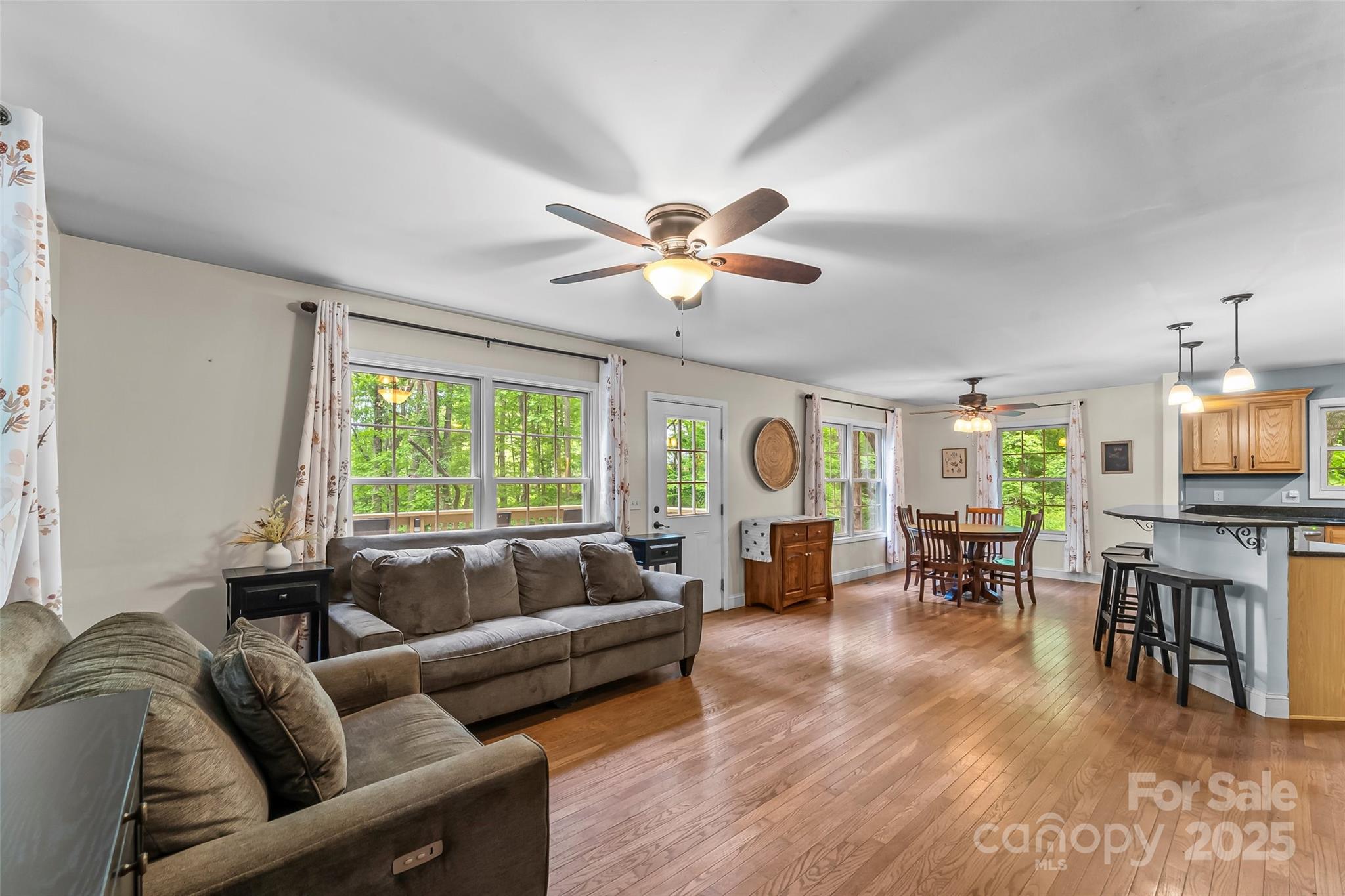 32 Evita Cove Road Property Photo 5