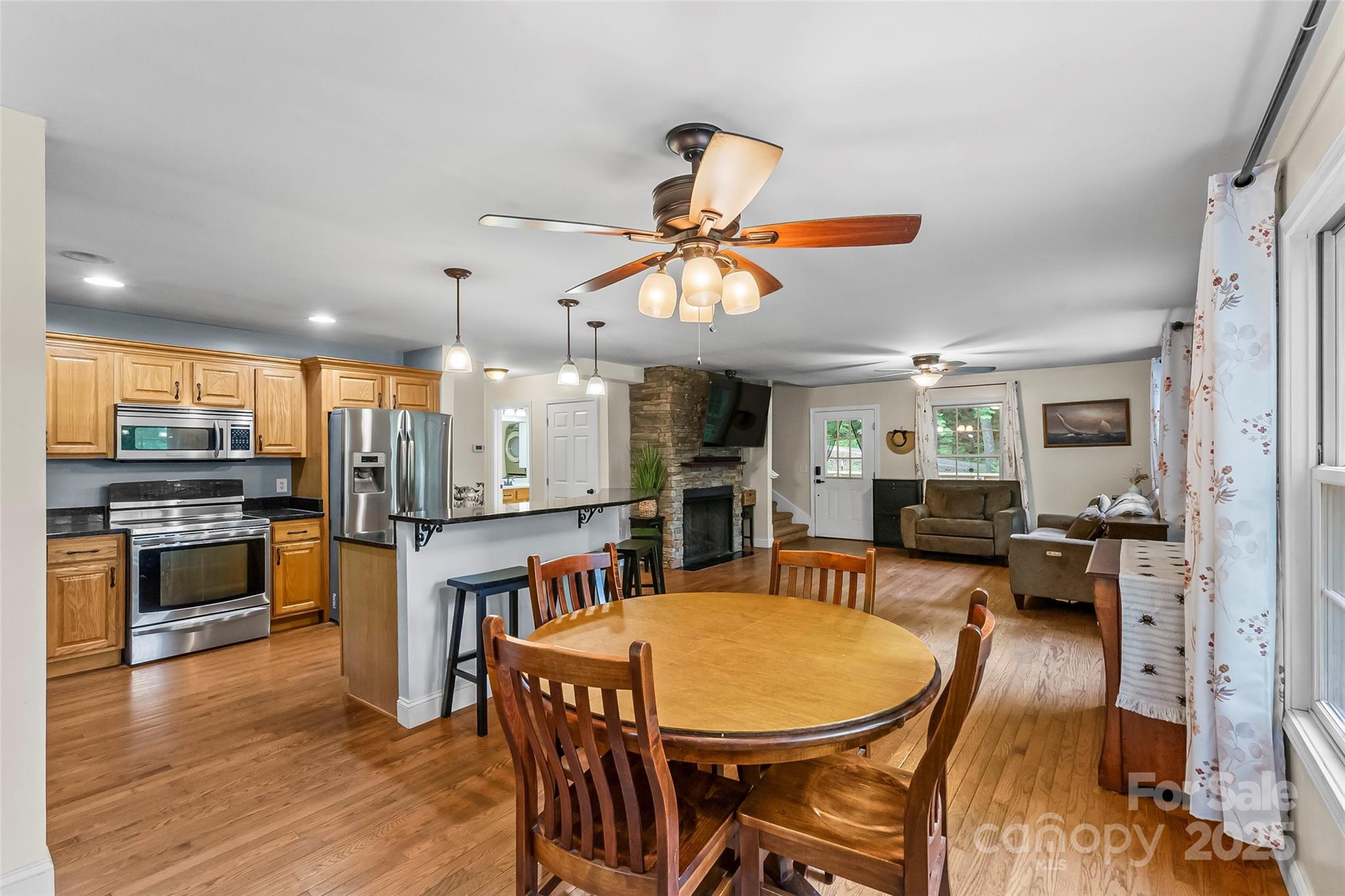 32 Evita Cove Road Property Photo 11