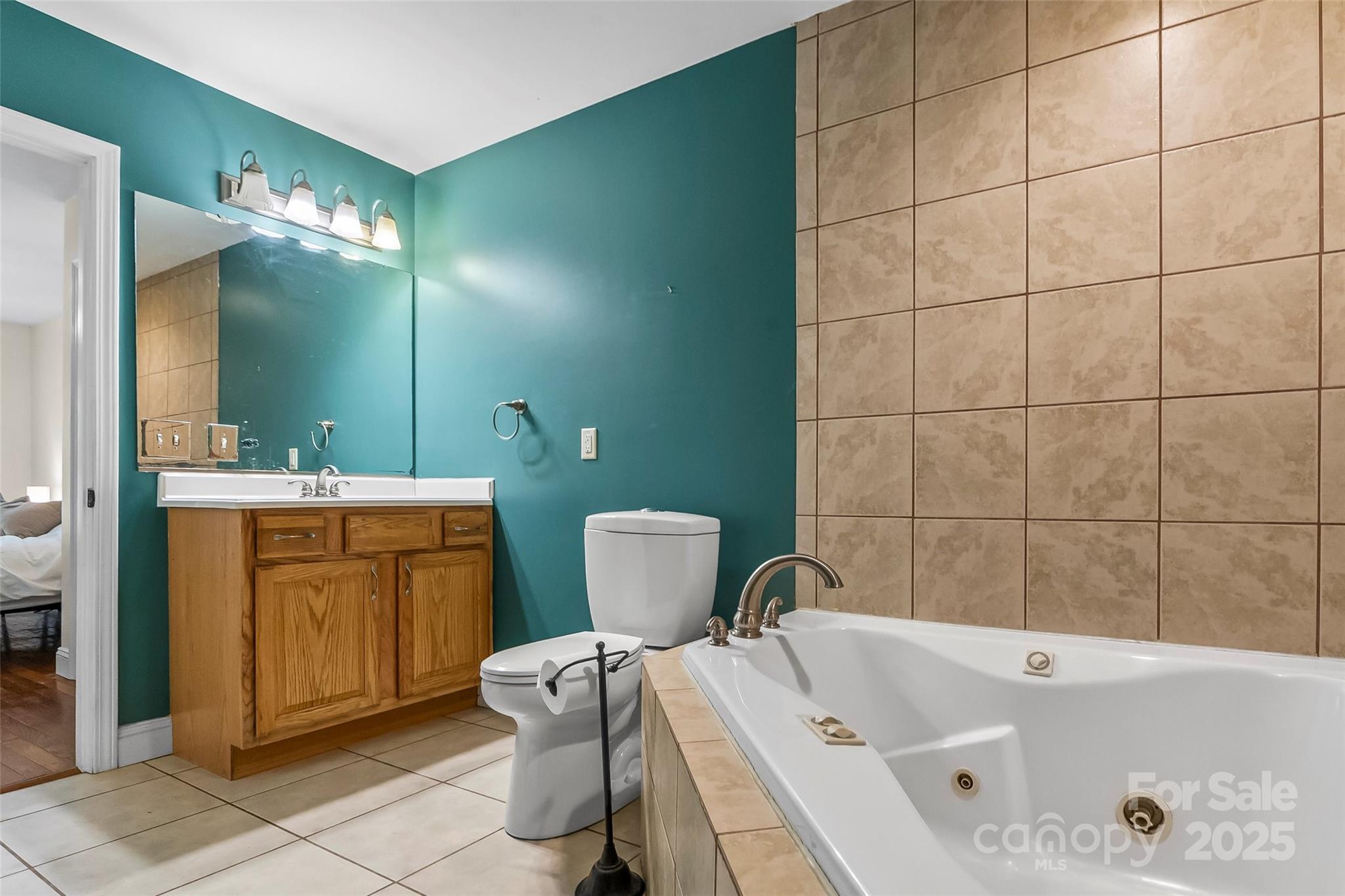 32 Evita Cove Road Property Photo 16