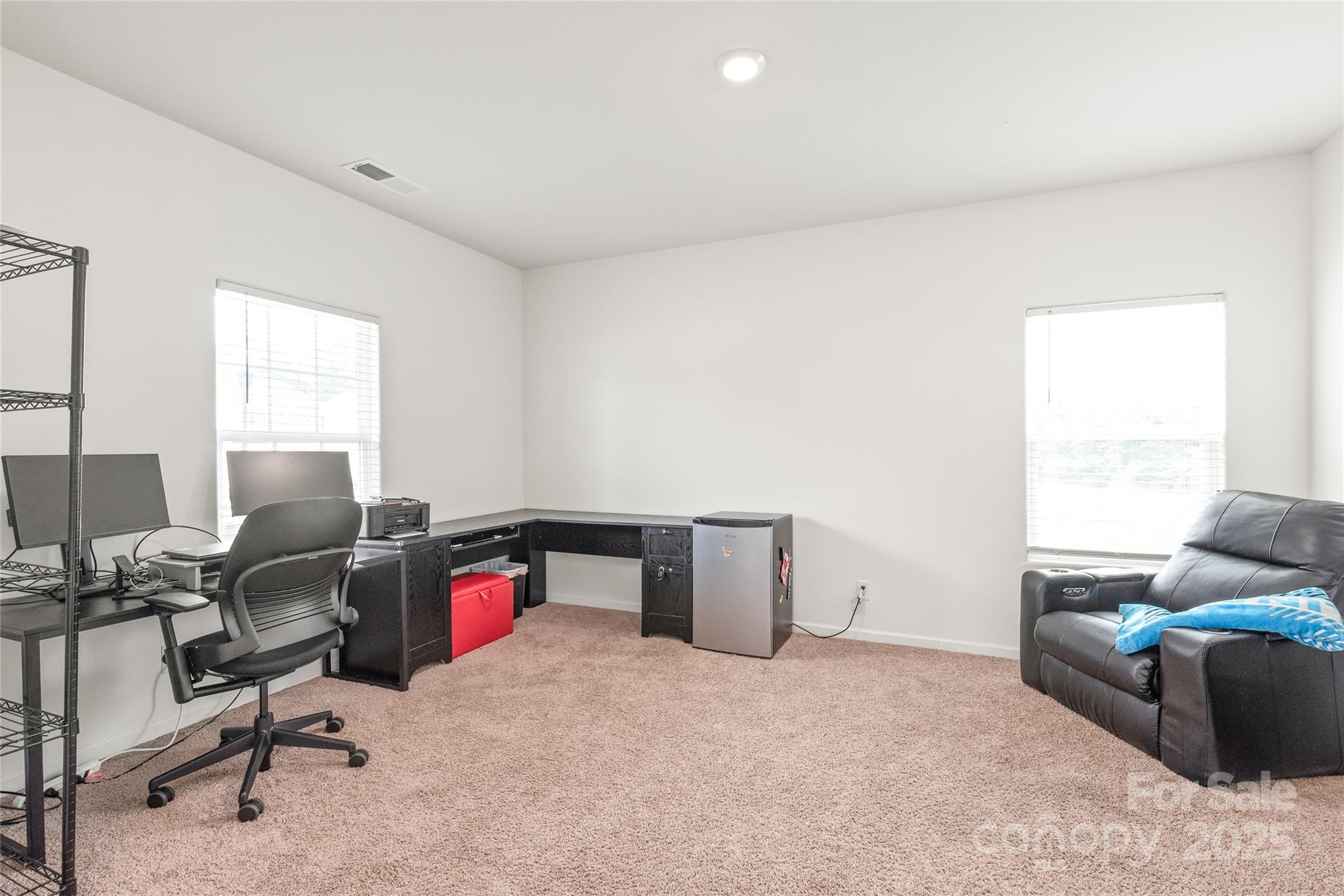 2340 Lanza Drive Property Photo 4