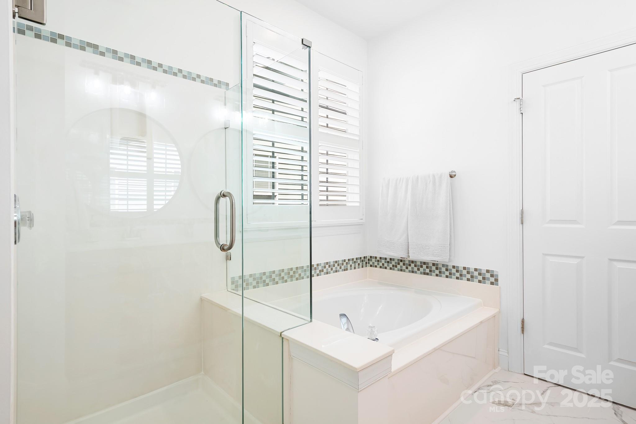14923 Almondell Drive Property Photo 8