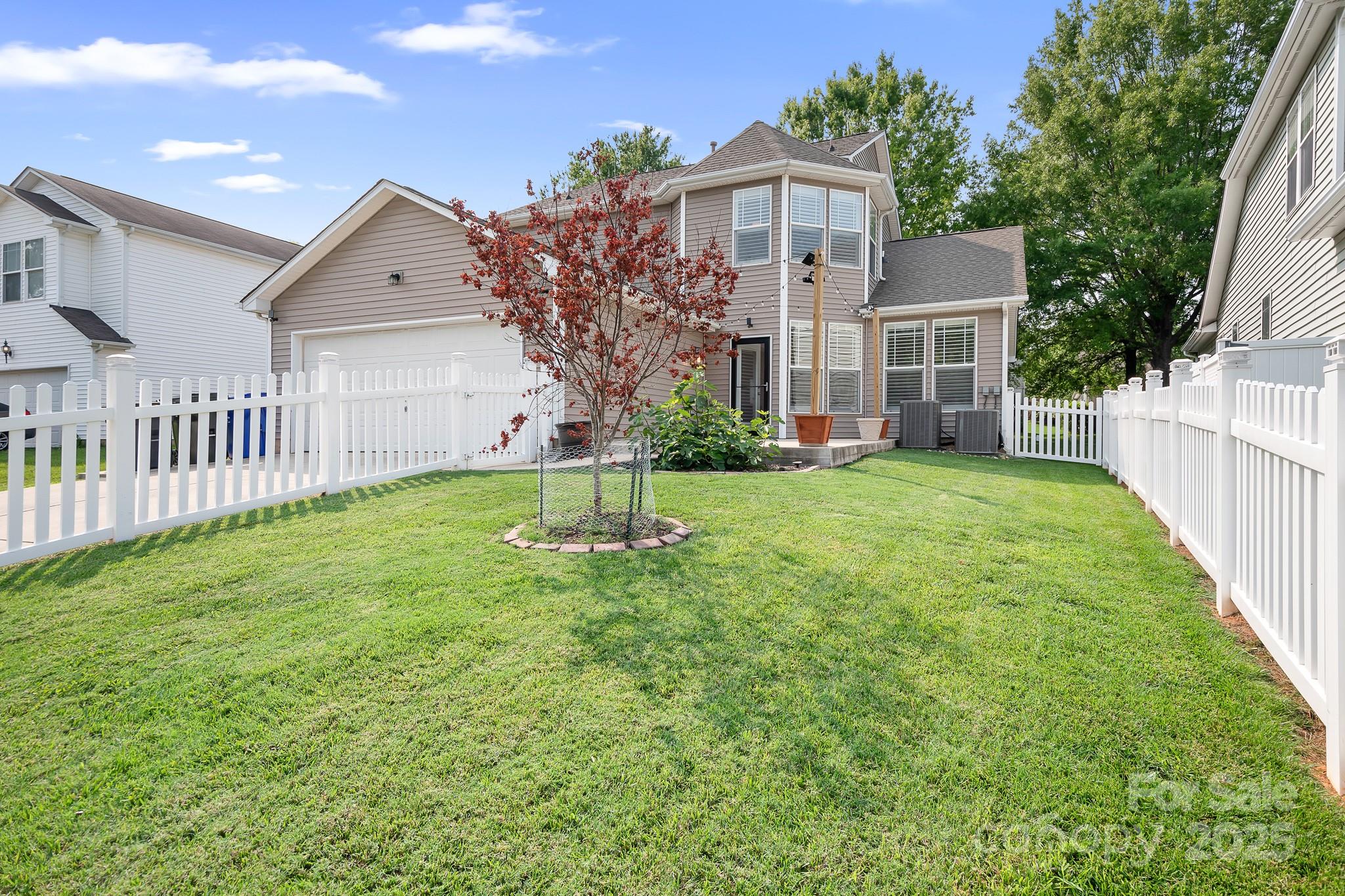 14923 Almondell Drive Property Photo 25