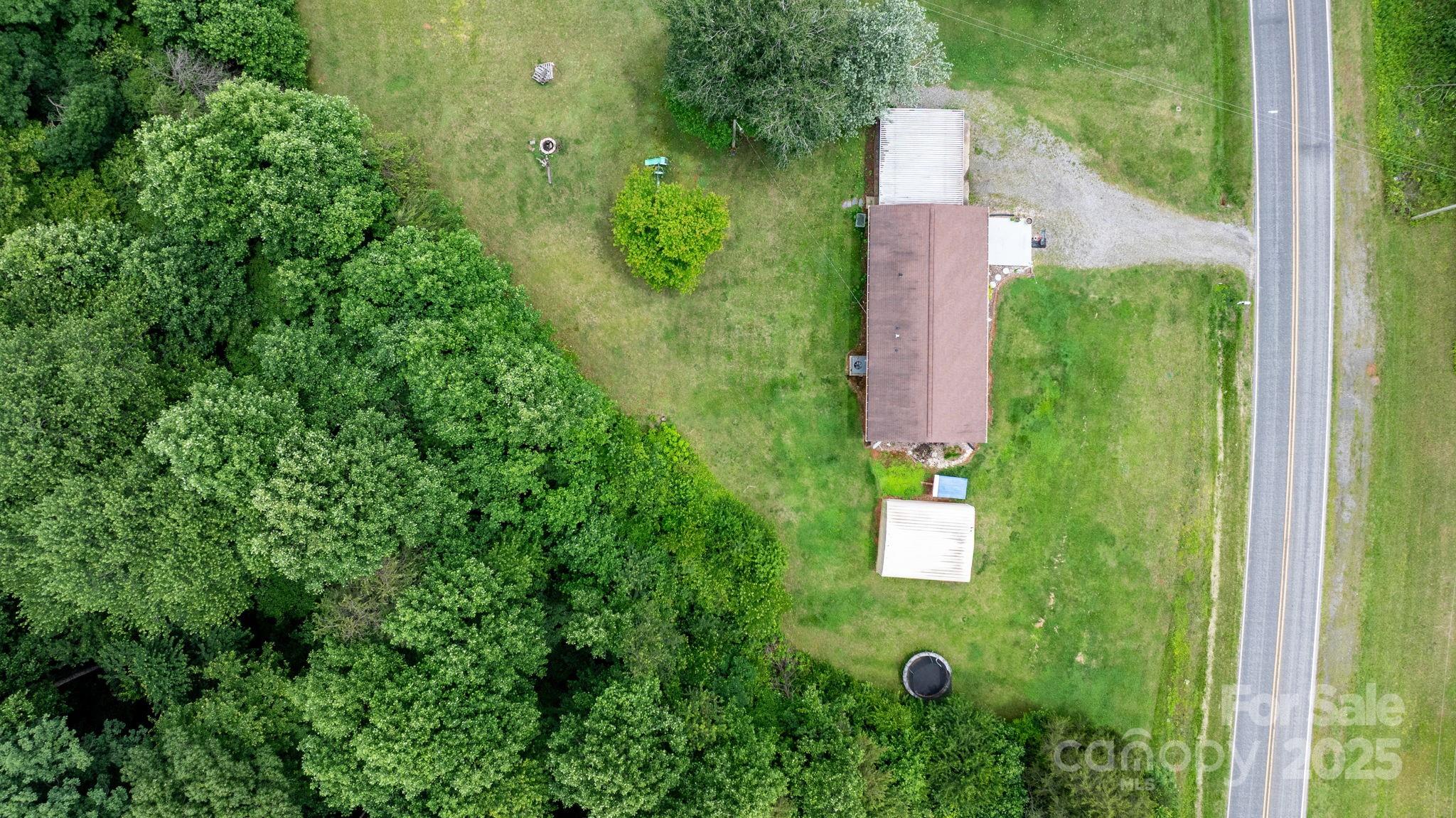 1691 Hill River Road Property Photo 19
