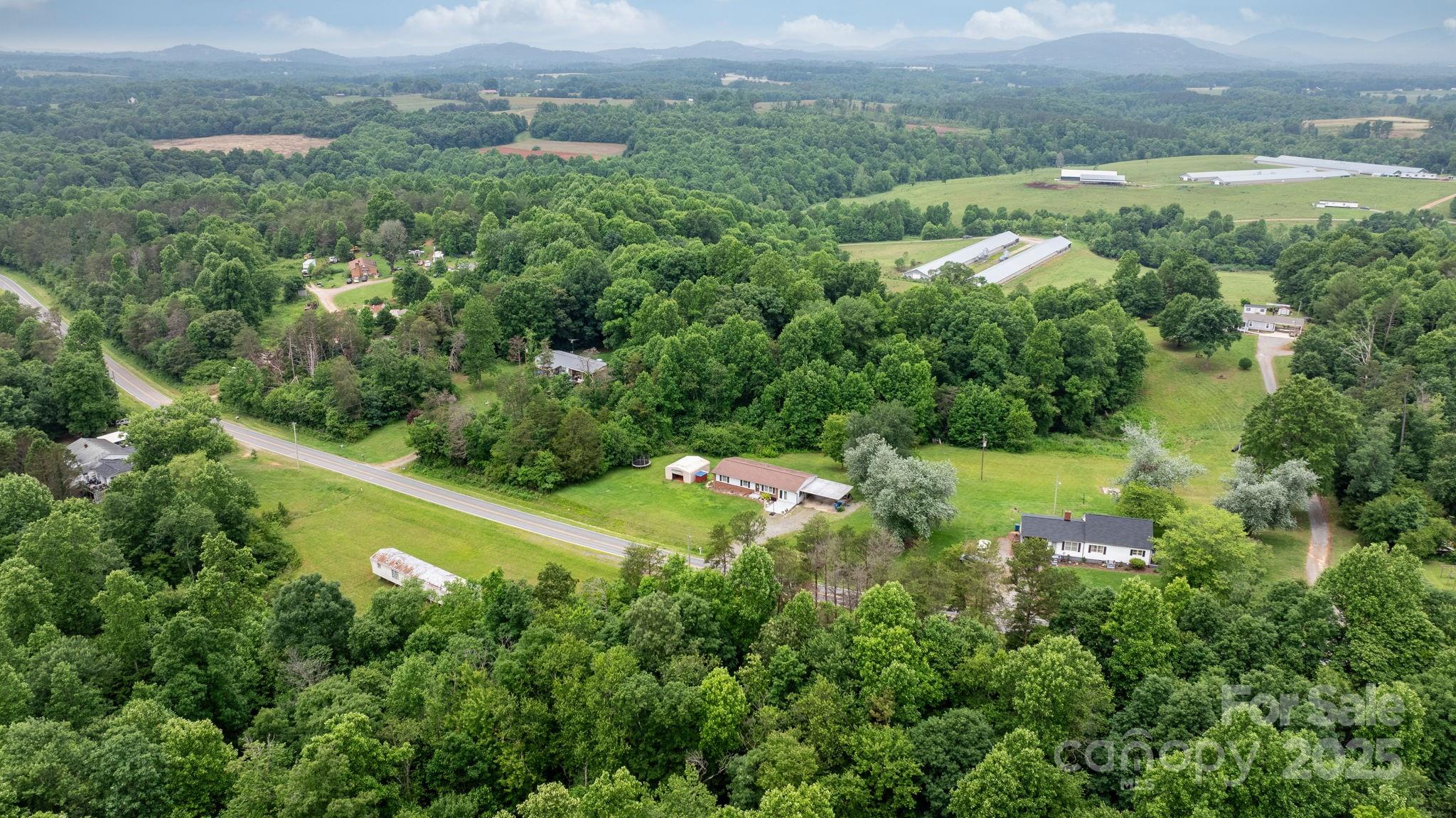 1691 Hill River Road Property Photo 24