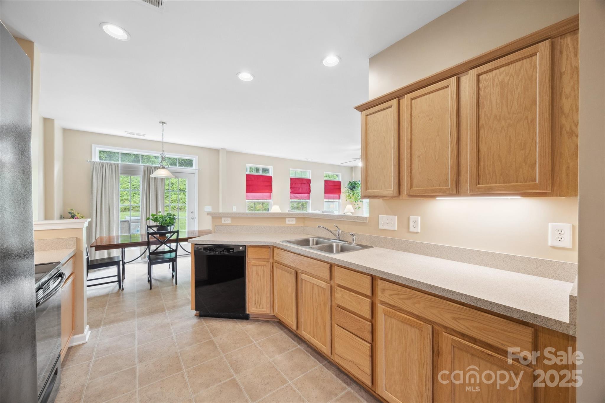 444 Battery Circle Property Photo 7