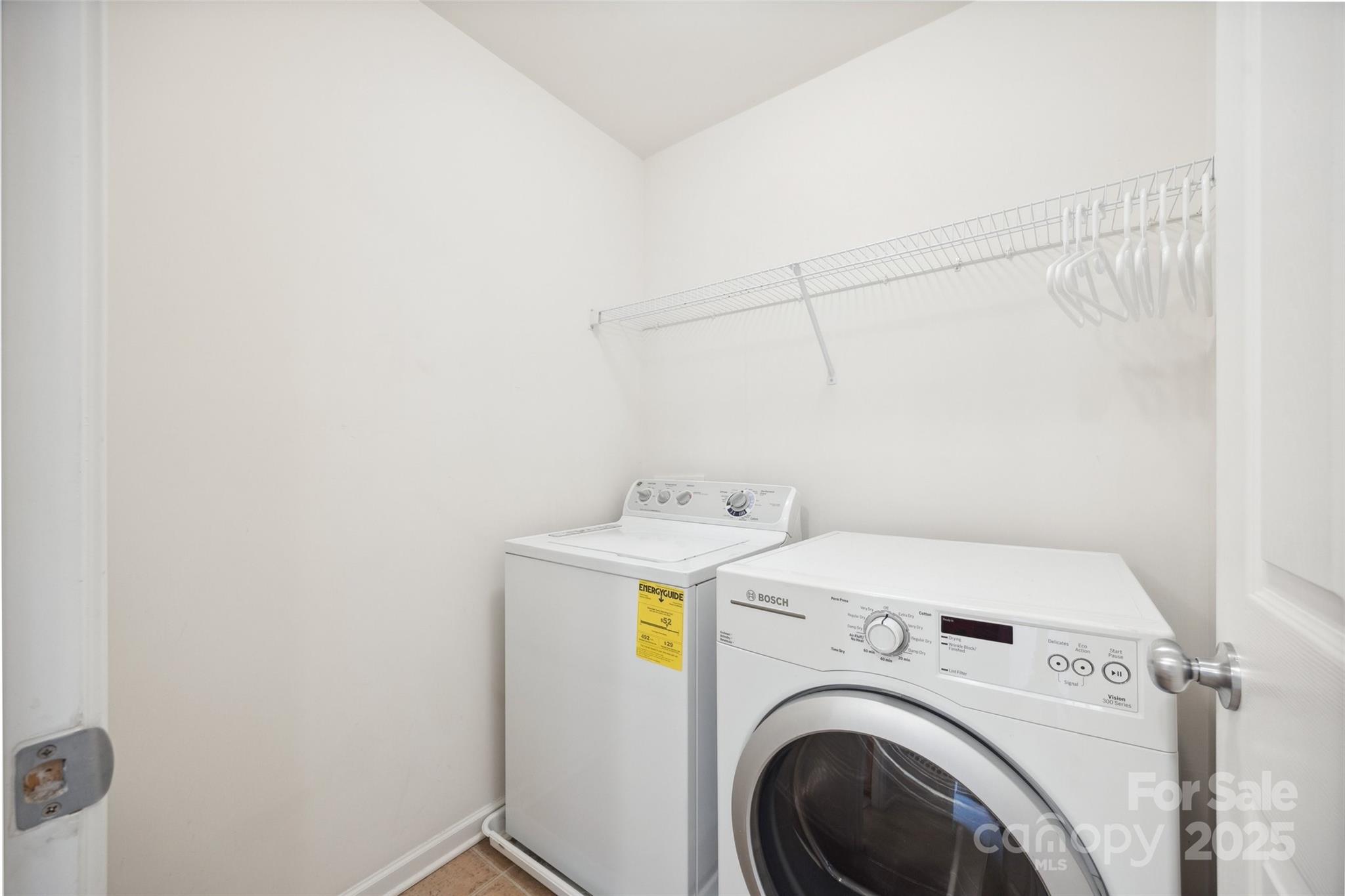 444 Battery Circle Property Photo 26