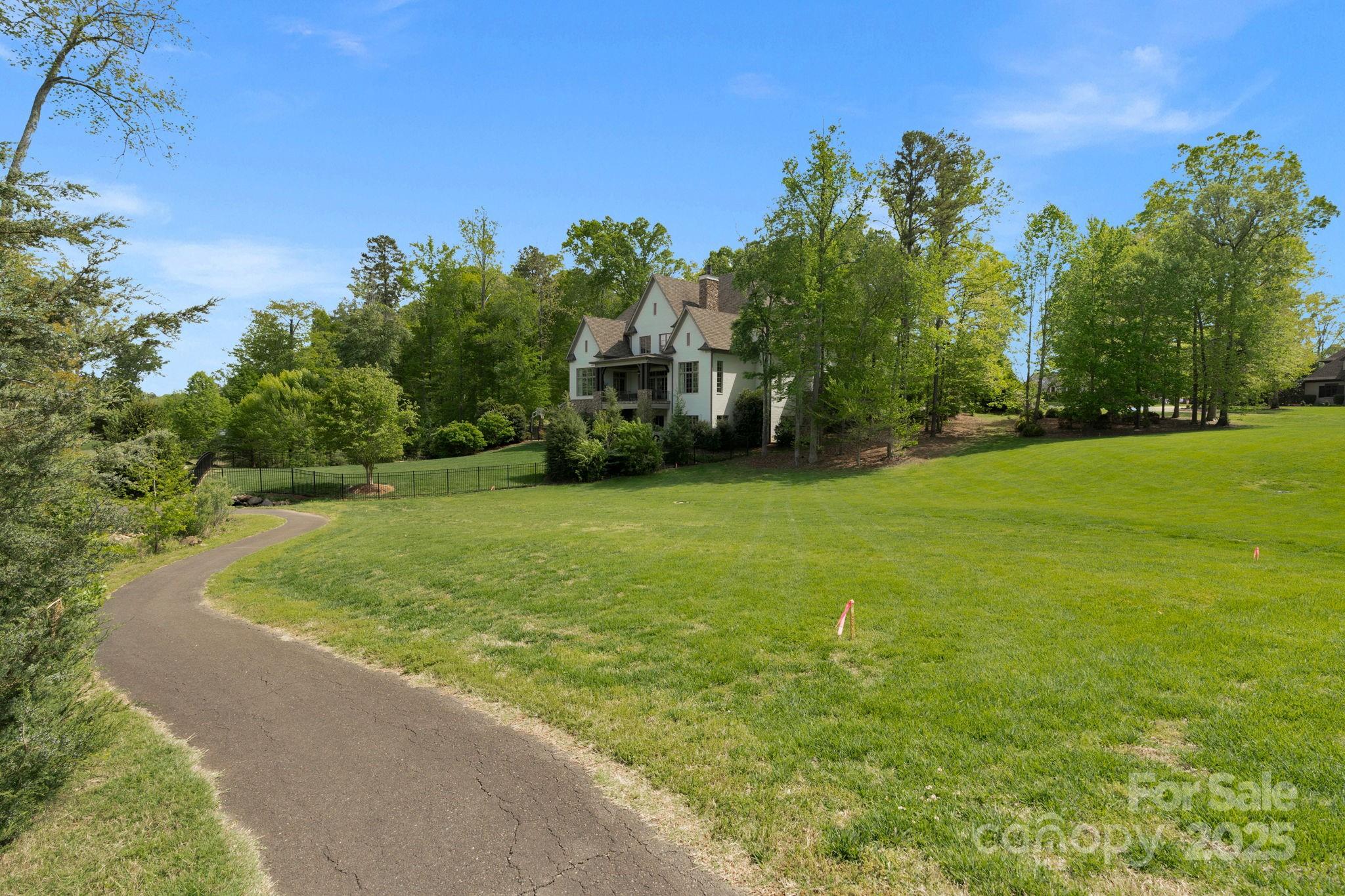 8100 Skye Knoll Drive 144 Property Photo 14