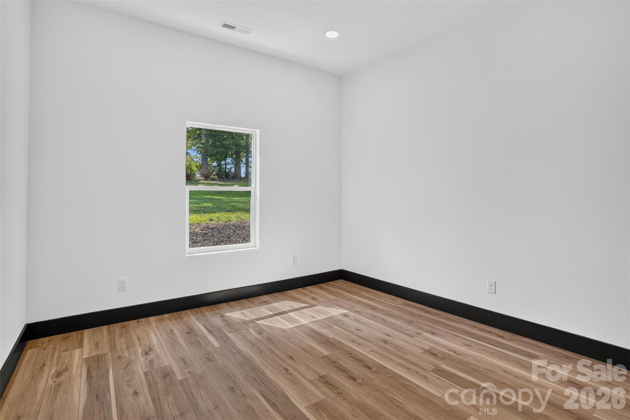86 Point Hope Lane Property Photo 25