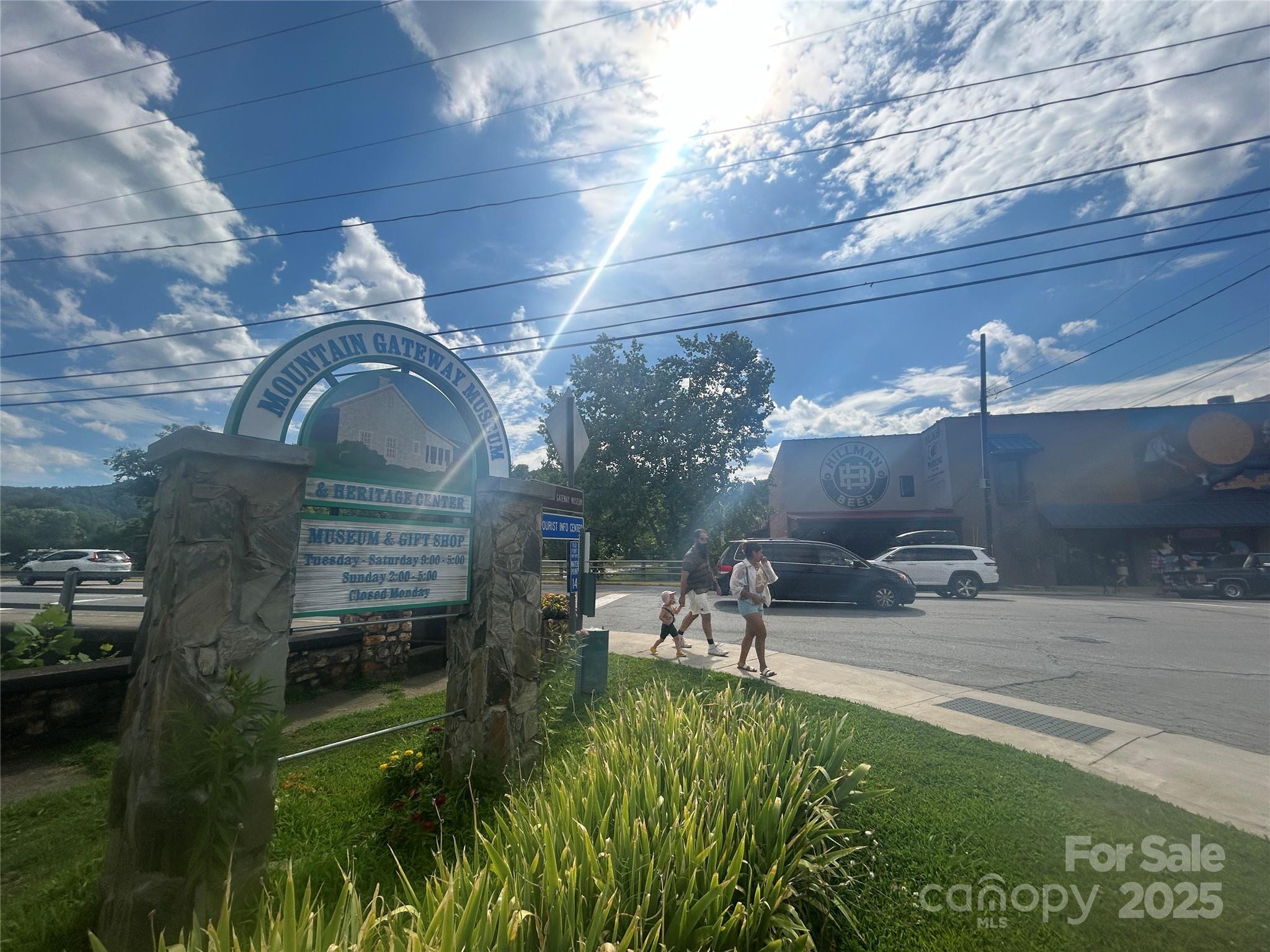 611 Bat Cave Road Property Photo 8