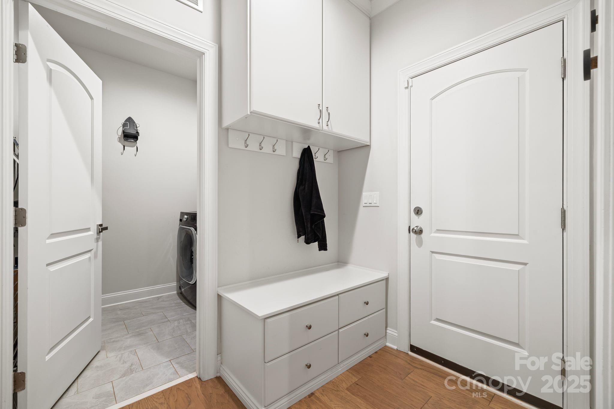 9833 Ardley Park Way Property Photo 21