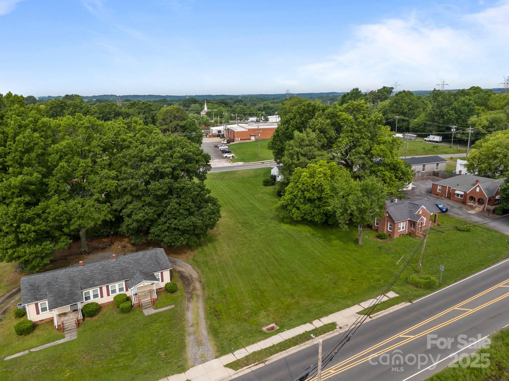 000 S Main Street Property Photo 4