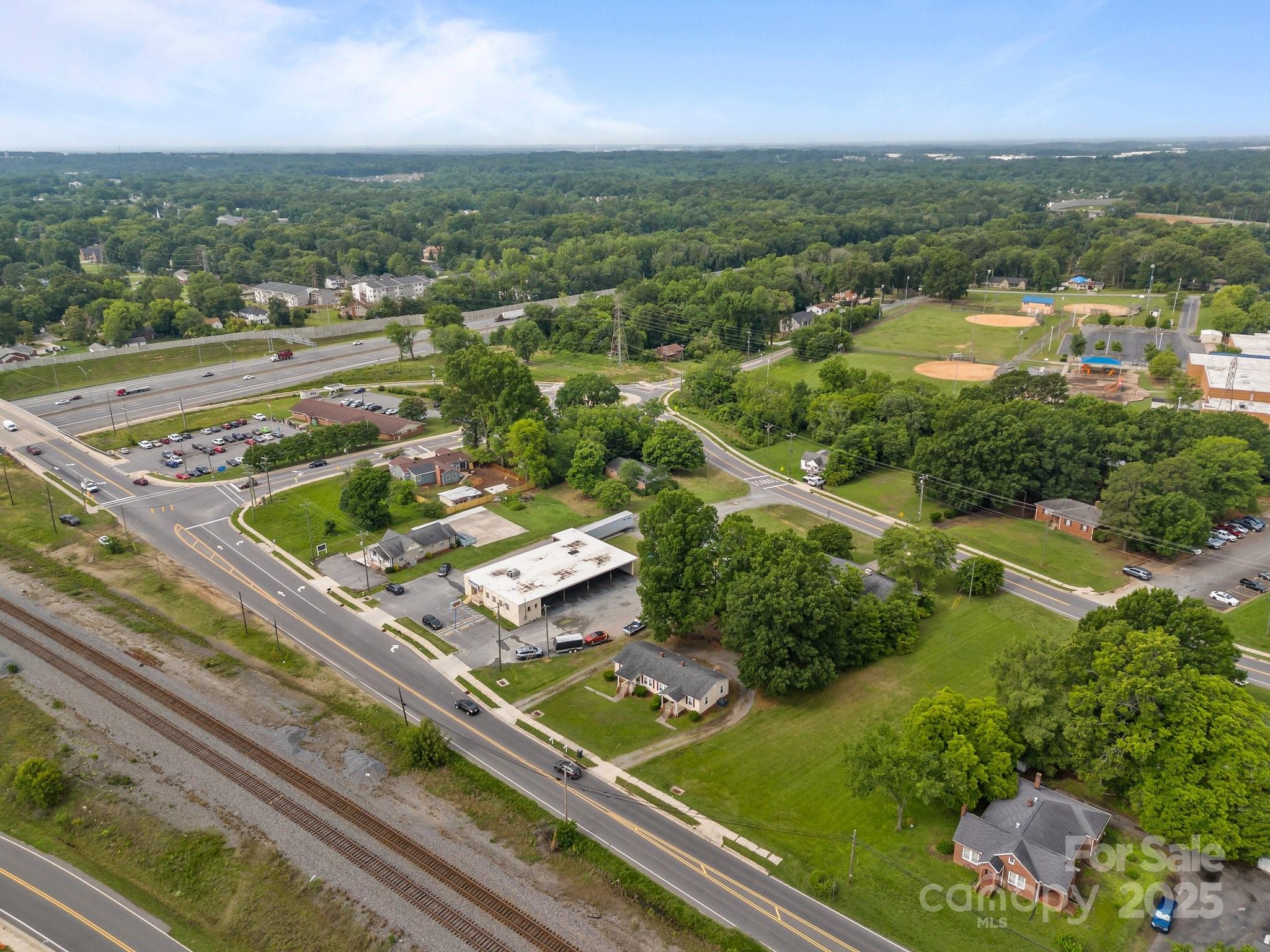 000 S Main Street Property Photo 5