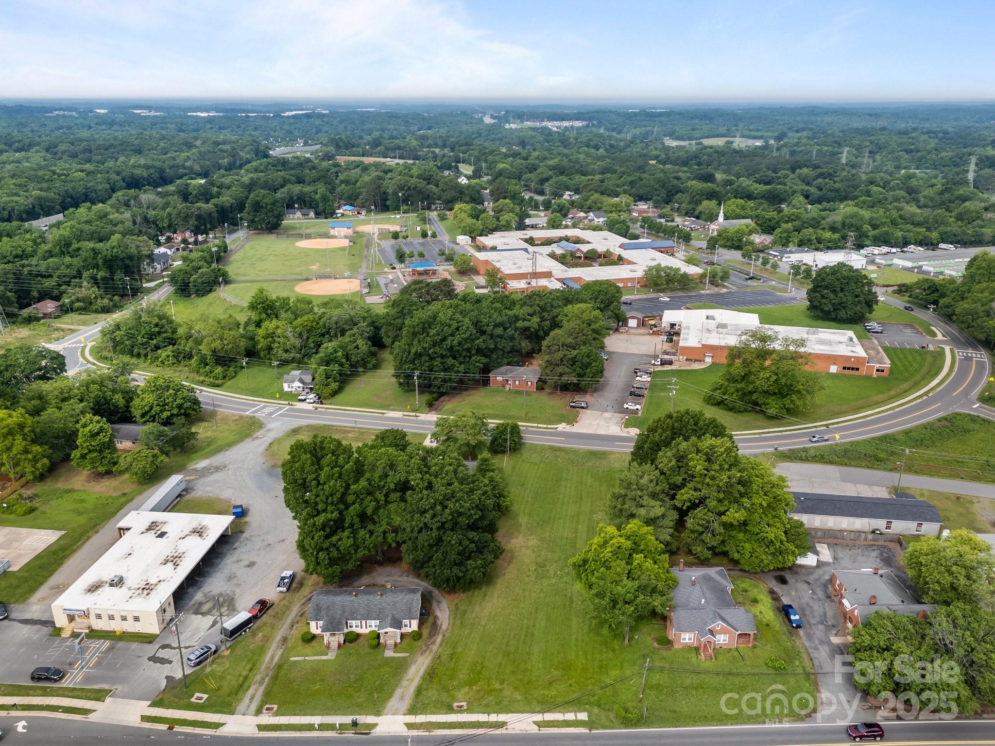 000 S Main Street Property Photo 6