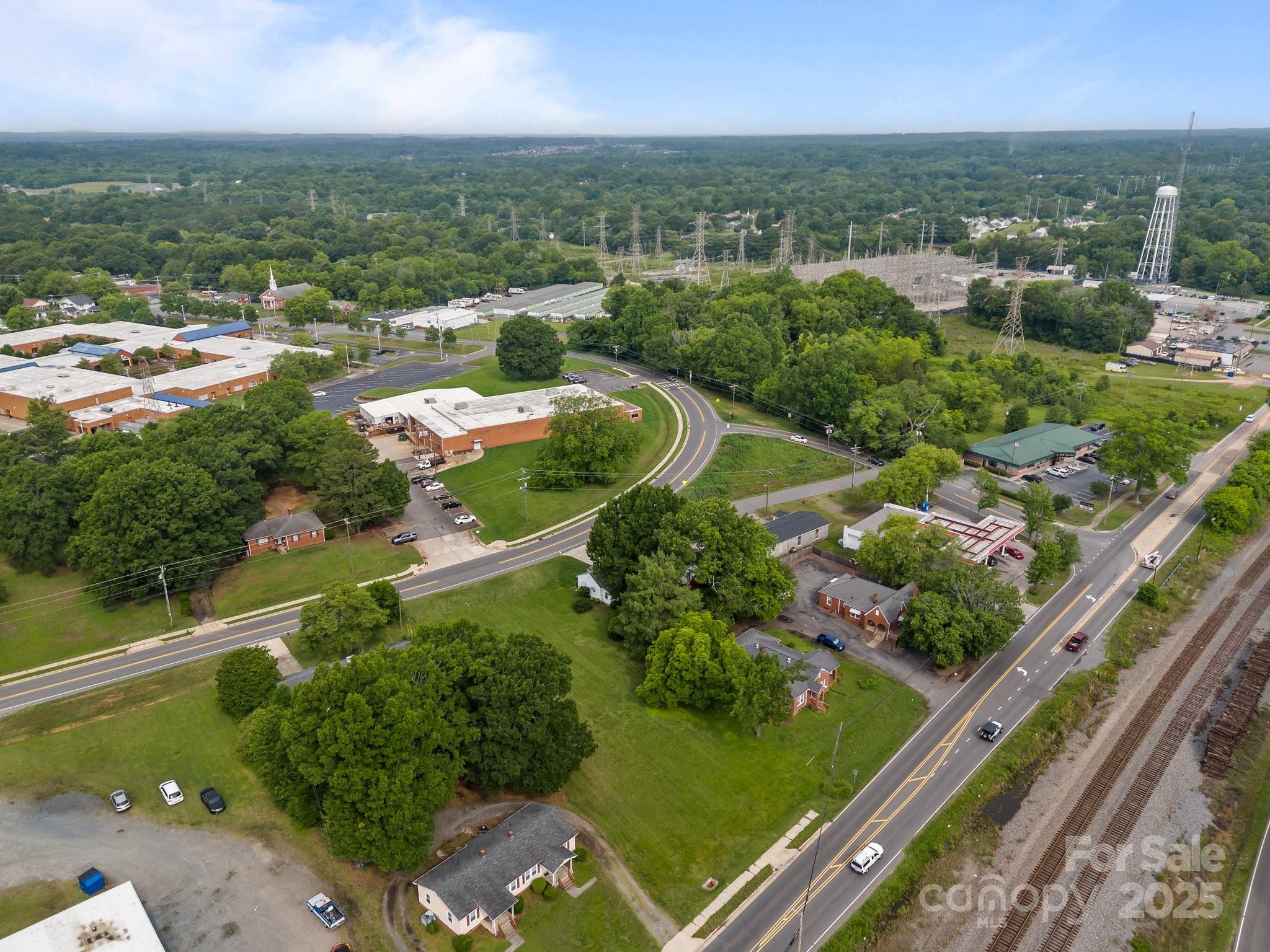 000 S Main Street Property Photo 7