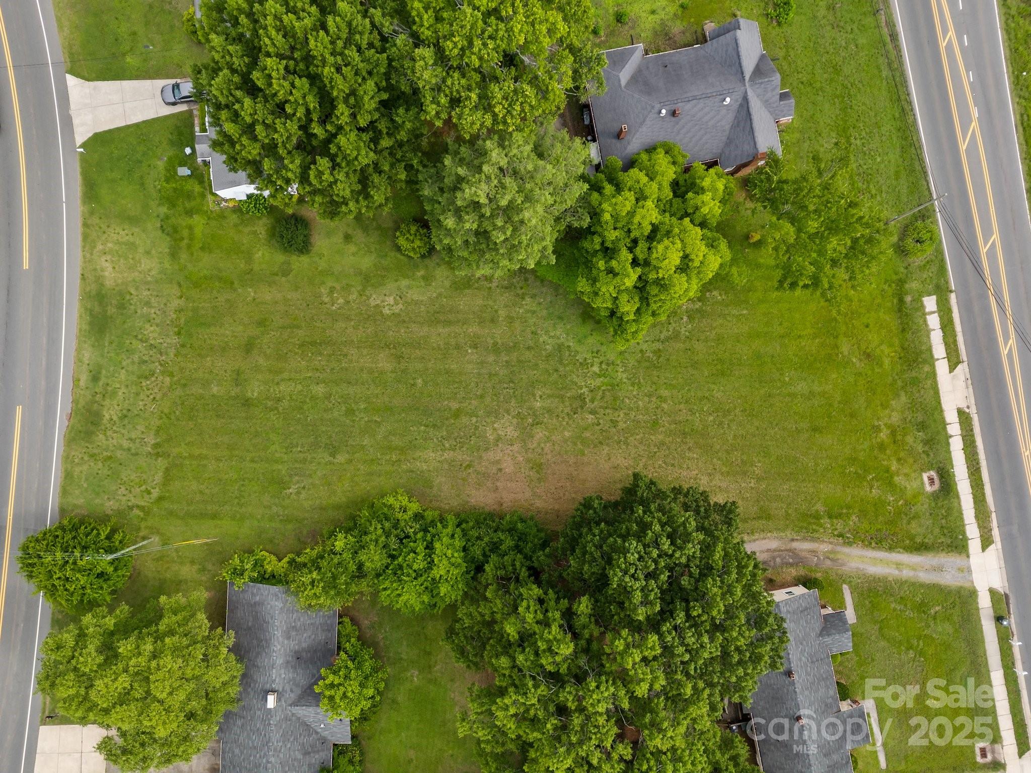 000 S Main Street Property Photo 12