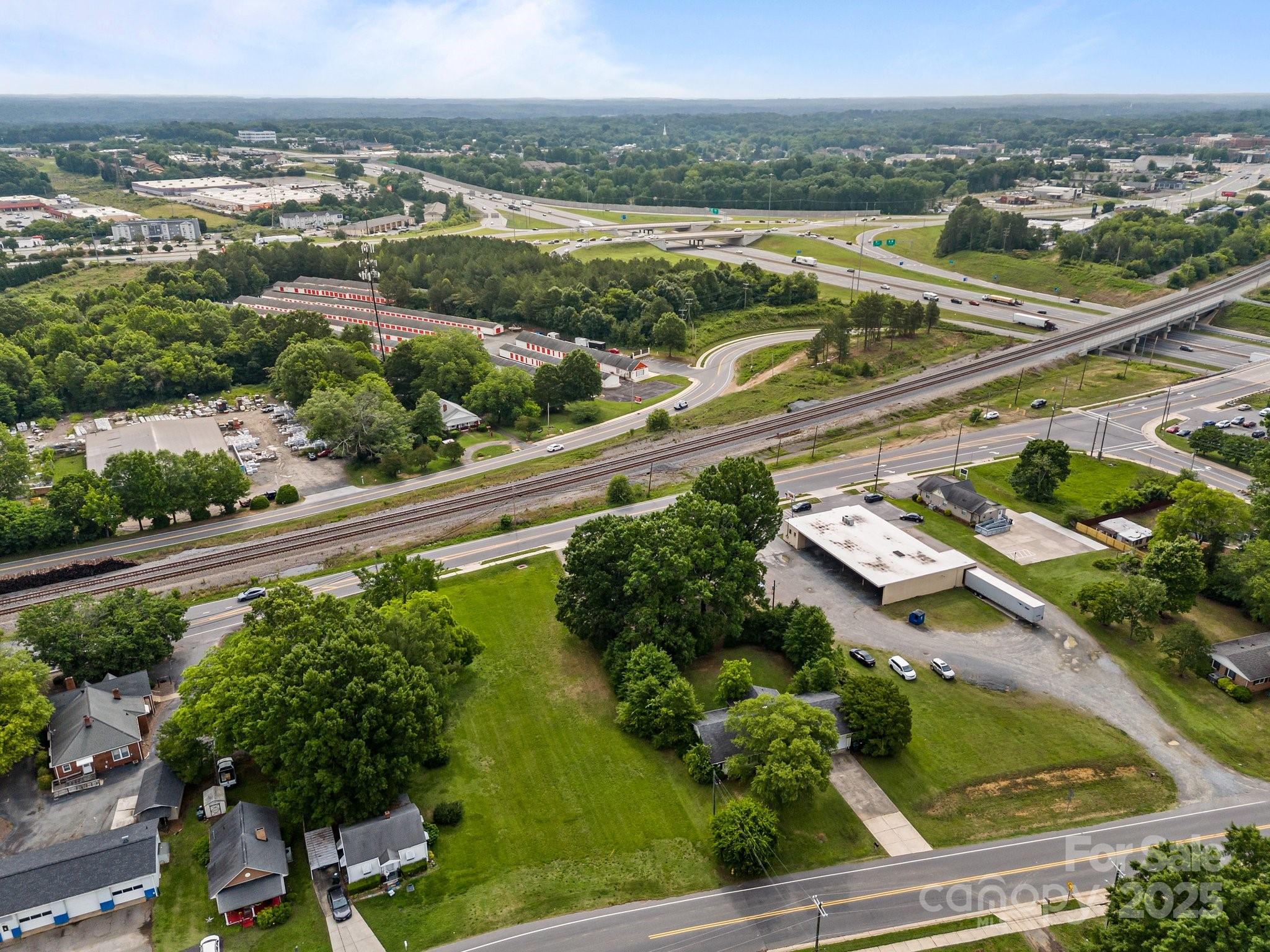 000 S Main Street Property Photo 15