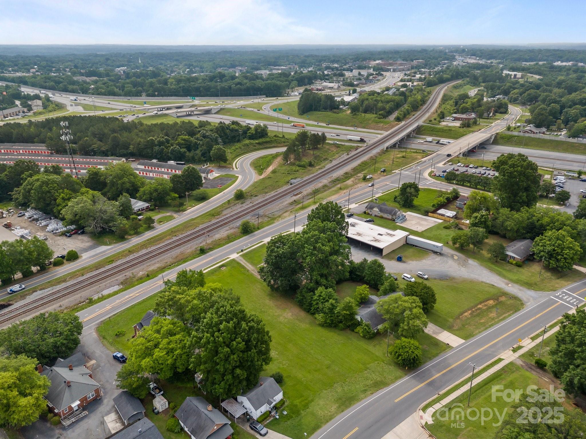 000 S Main Street Property Photo 16