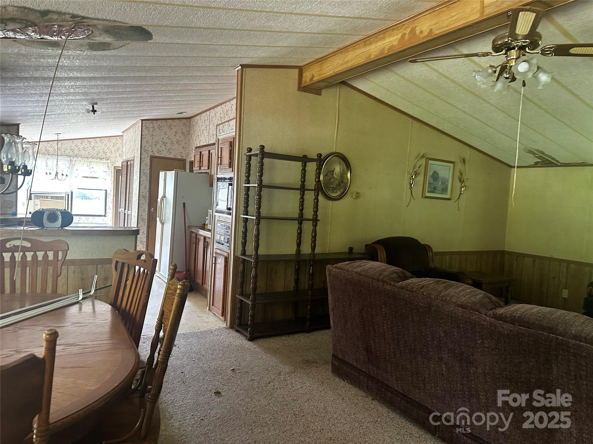 731 Pigeon Roost Road Property Photo 3