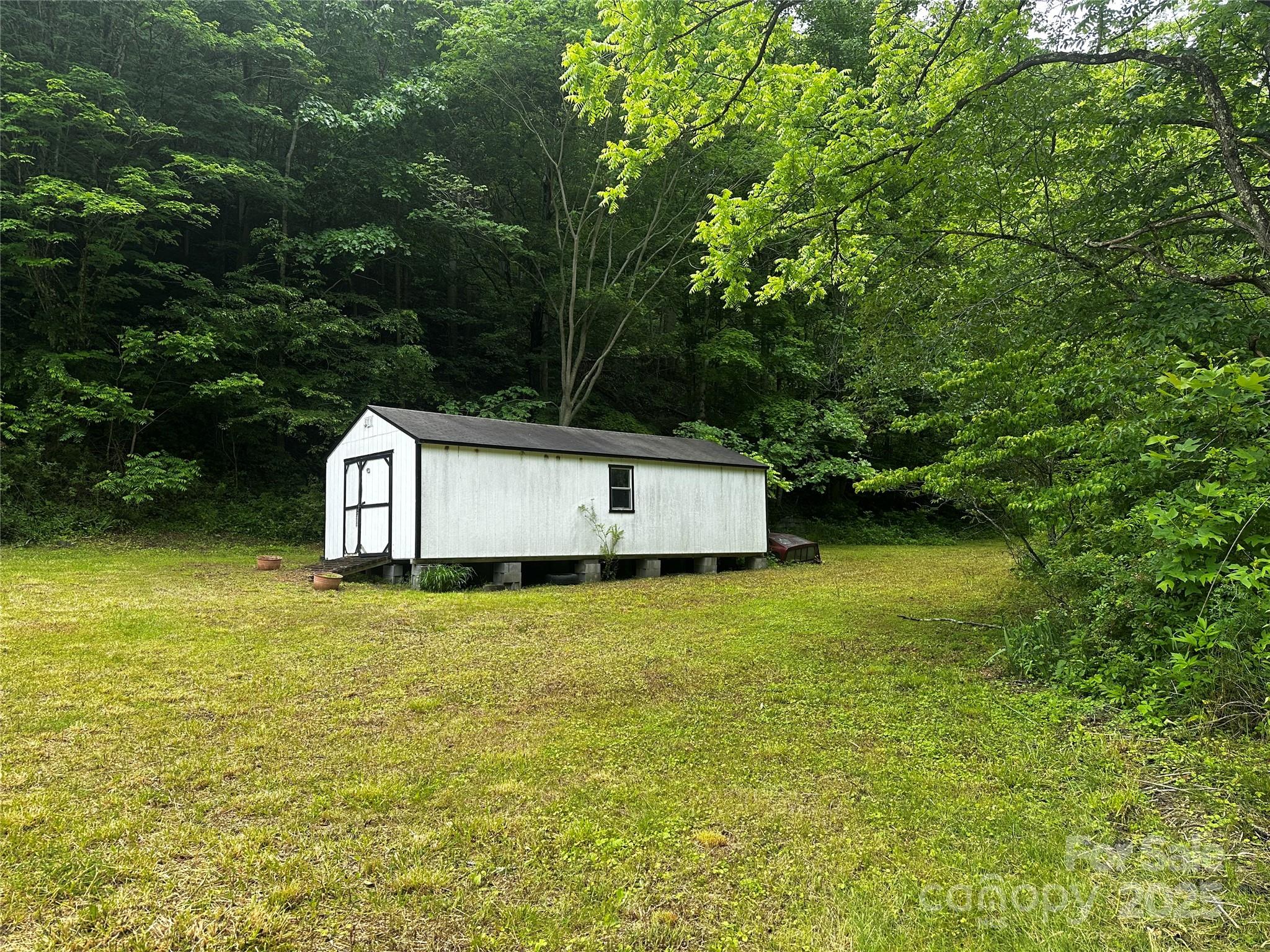 731 Pigeon Roost Road Property Photo 16