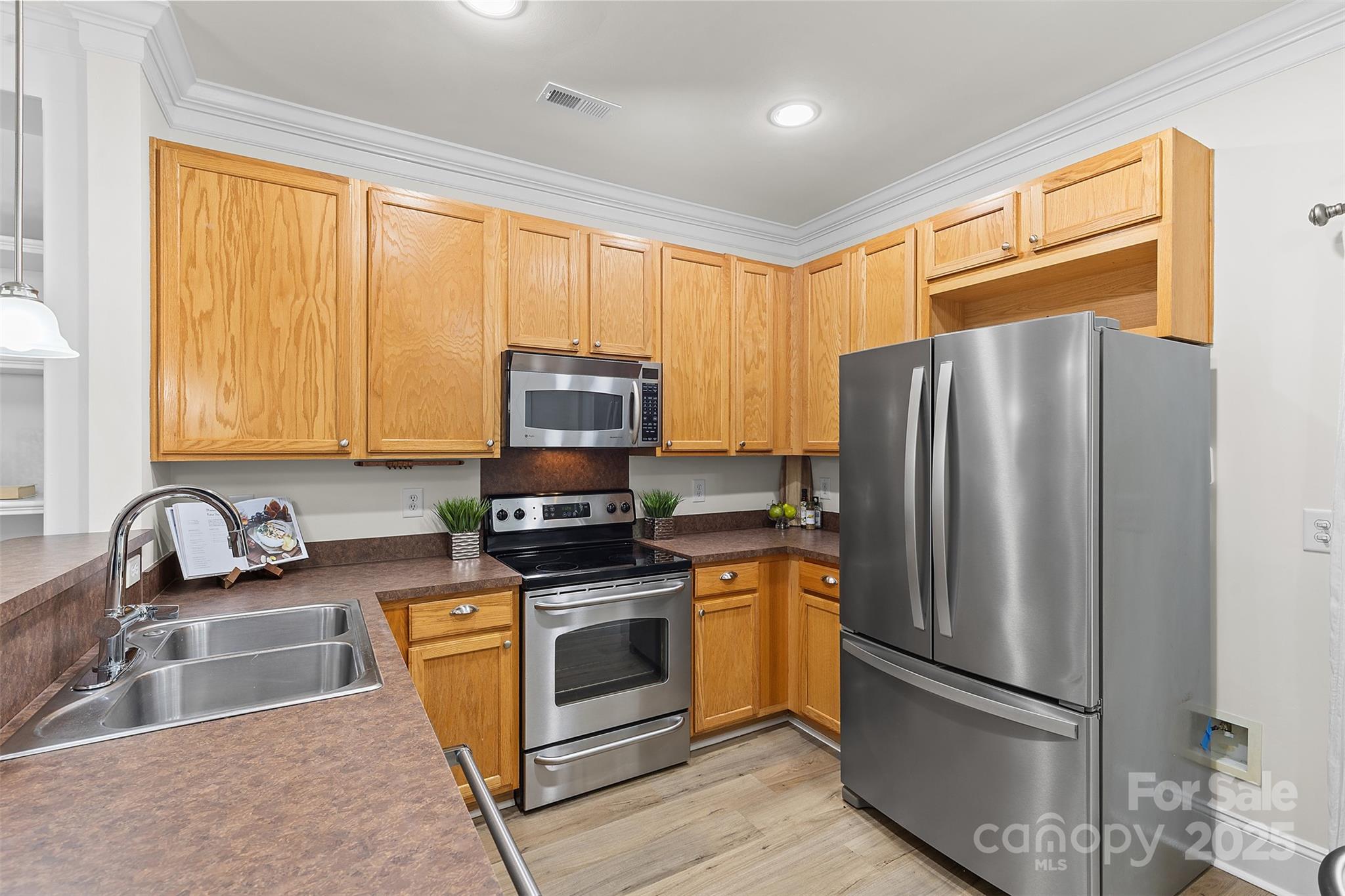 1123 Market Street Property Photo 12