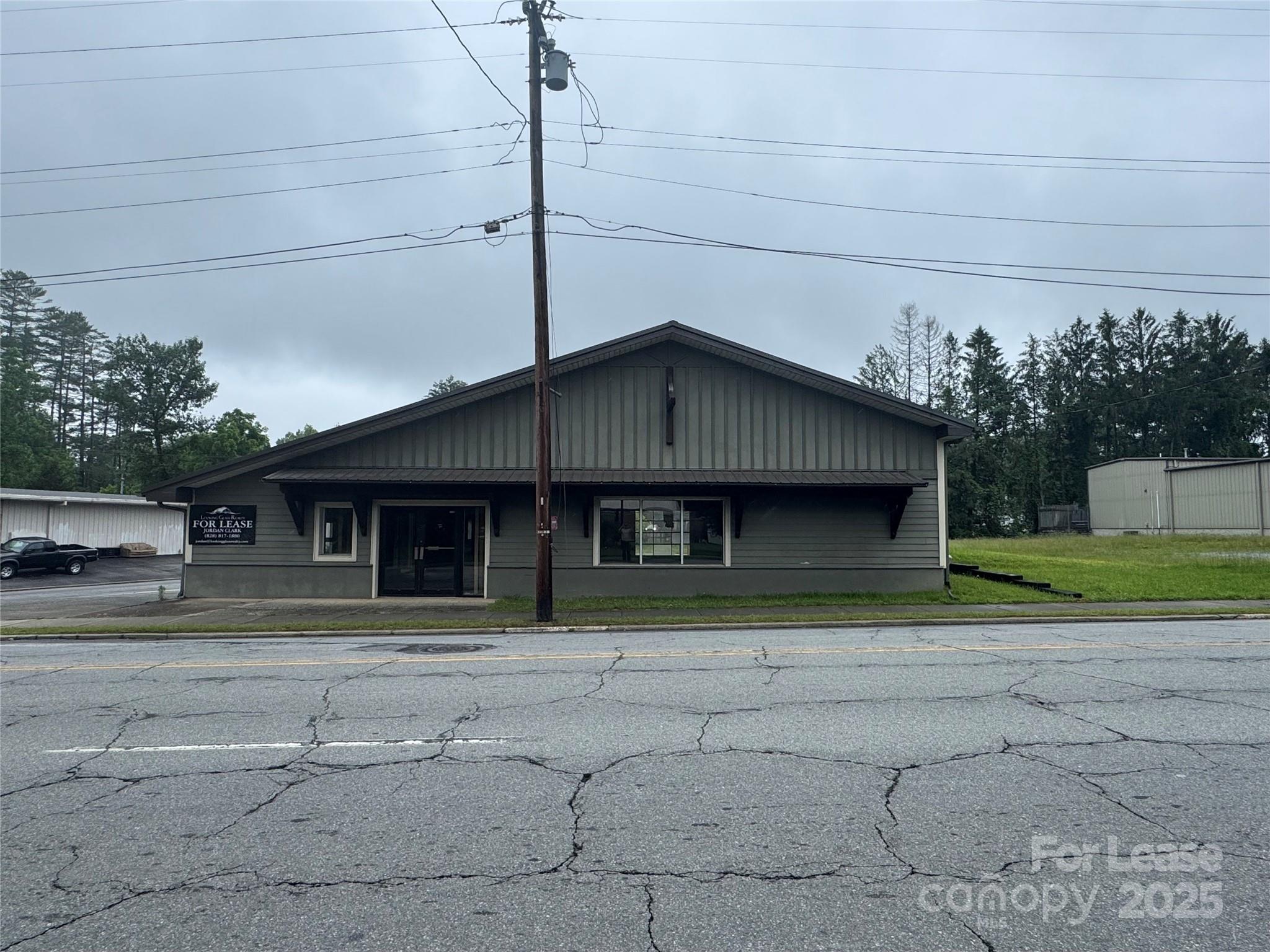 280 S Broad Street Property Photo 2