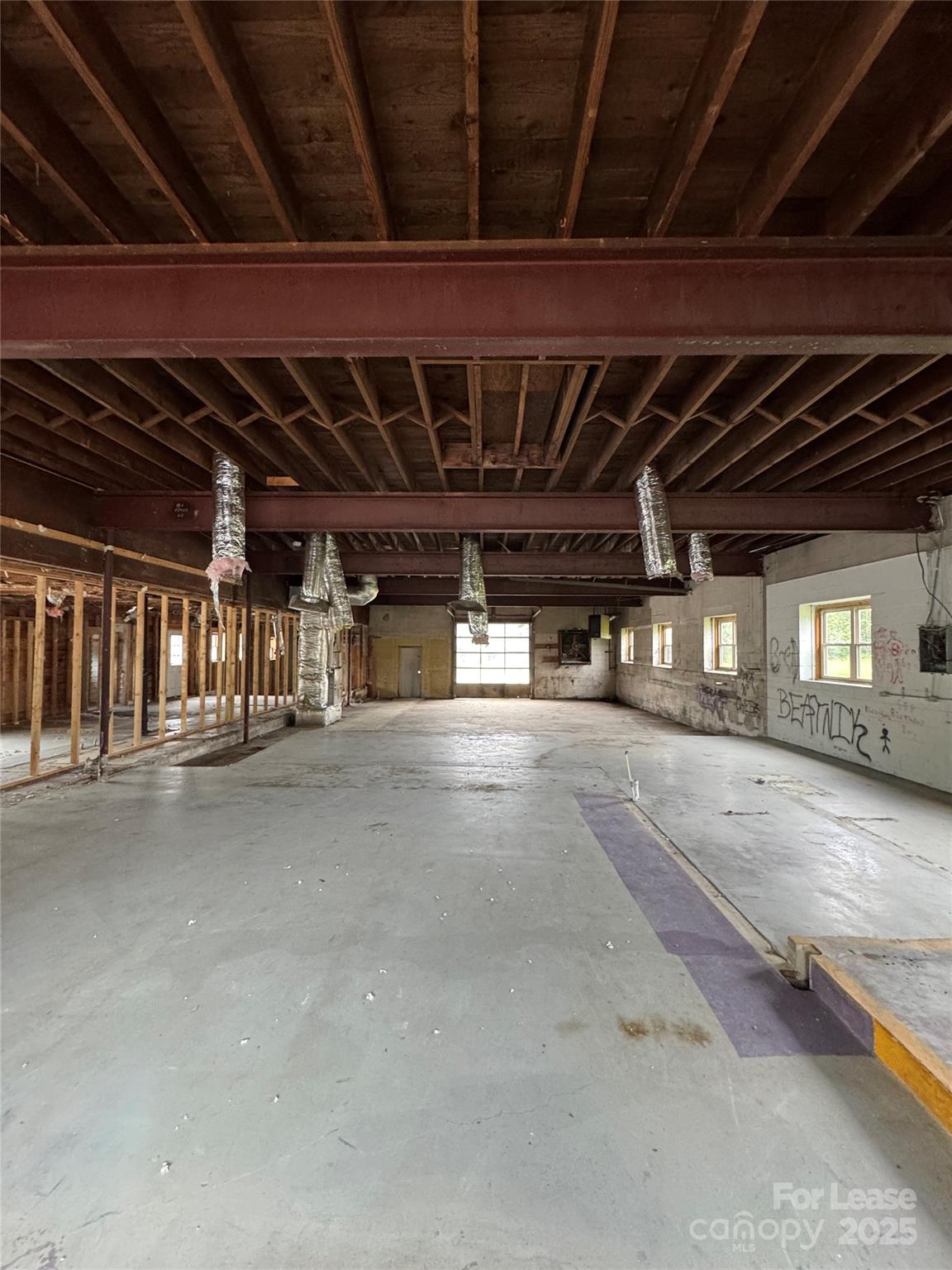 280 S Broad Street Property Photo 4