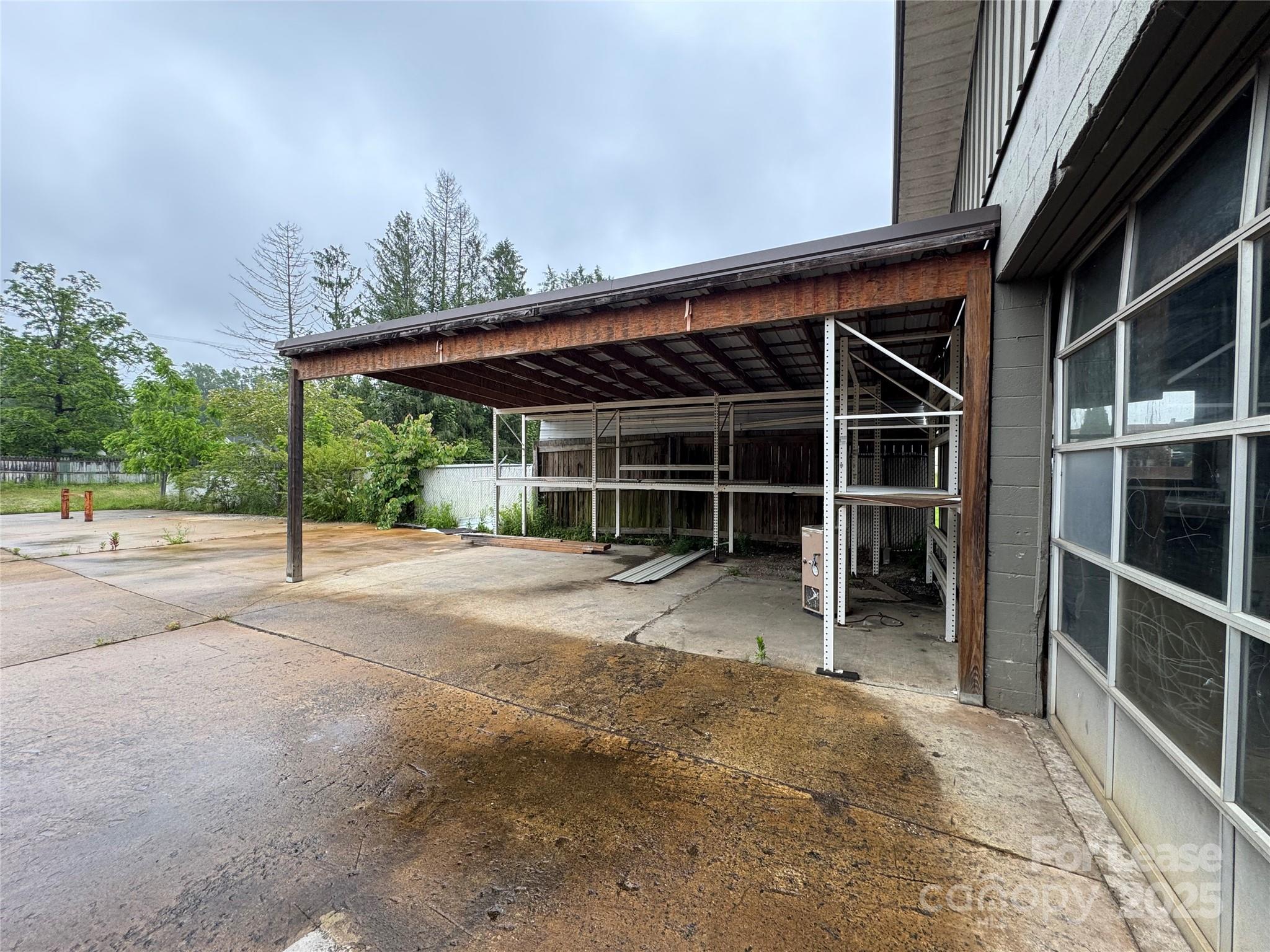 280 S Broad Street Property Photo 11