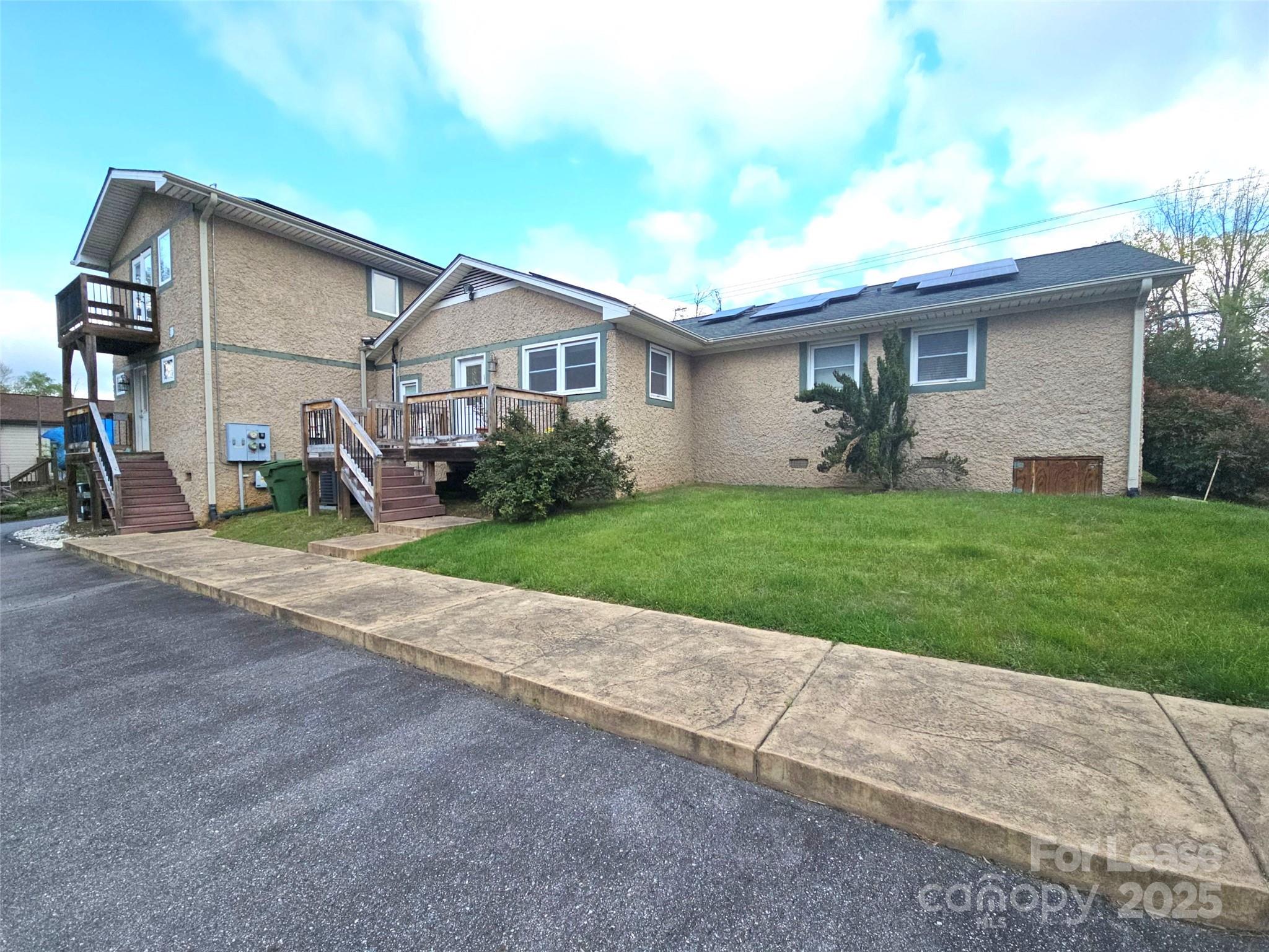 673 Brevard Road Property Photo 4