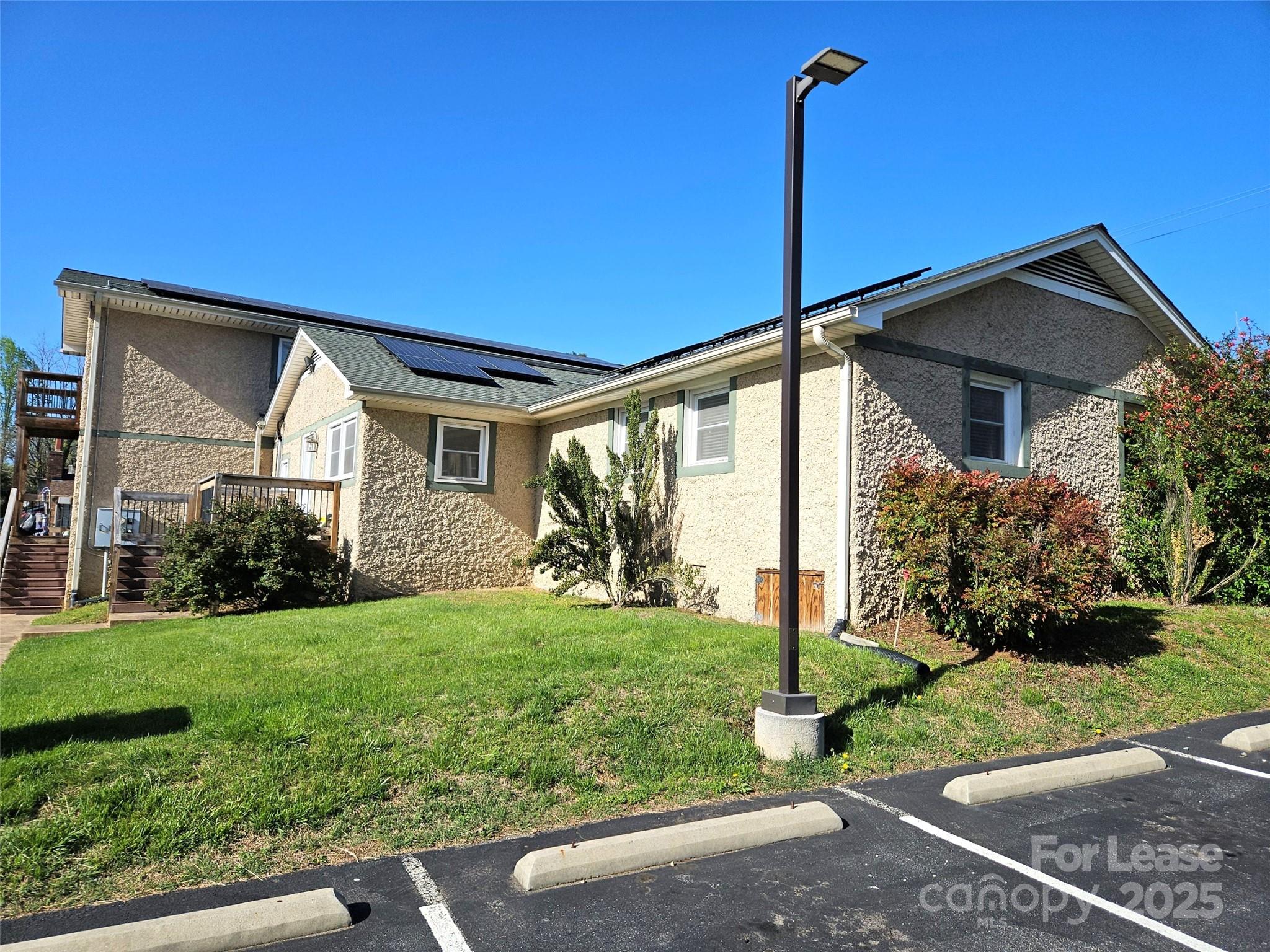 673 Brevard Road Property Photo 8
