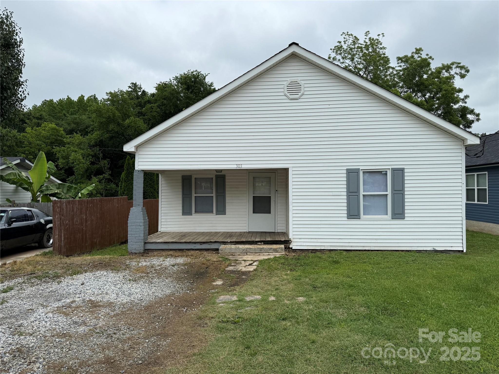 303 Southern Avenue Property Photo 1