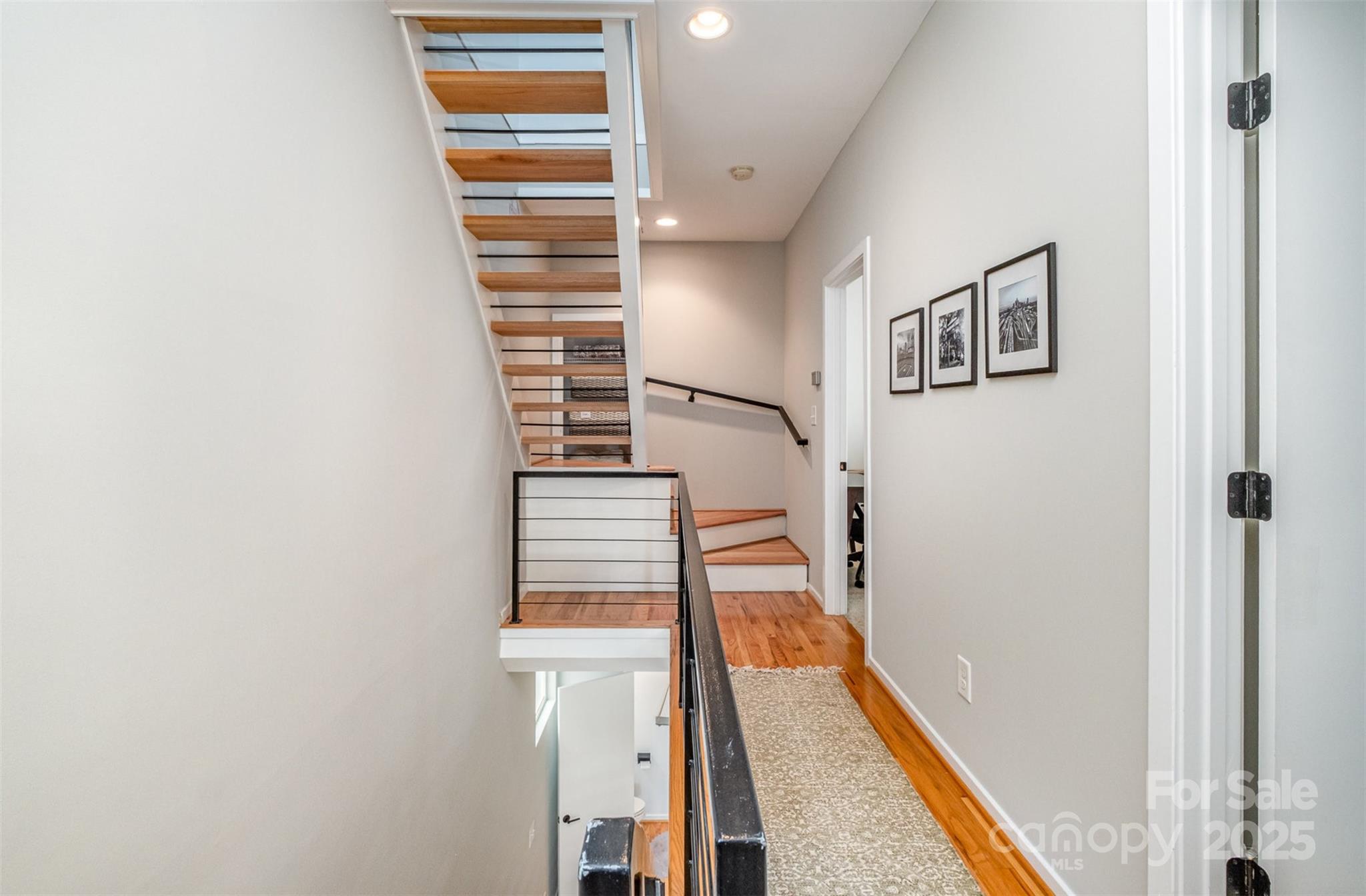 925 Westbrook Drive B Property Photo 25
