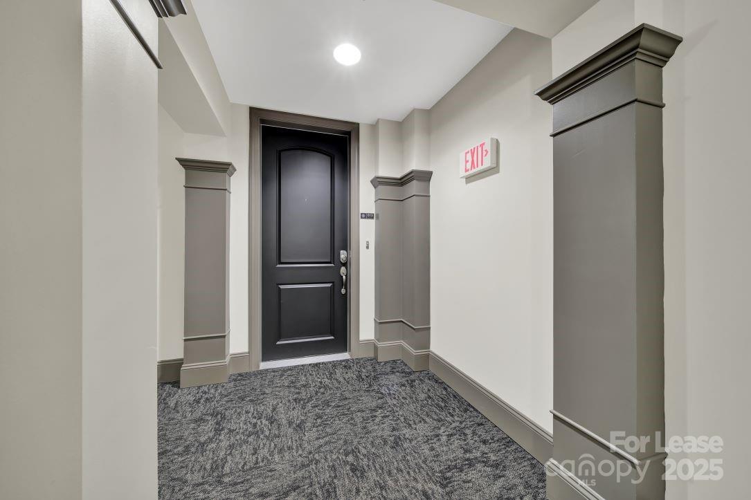 4620 Piedmont Row Drive 613 Property Photo 1