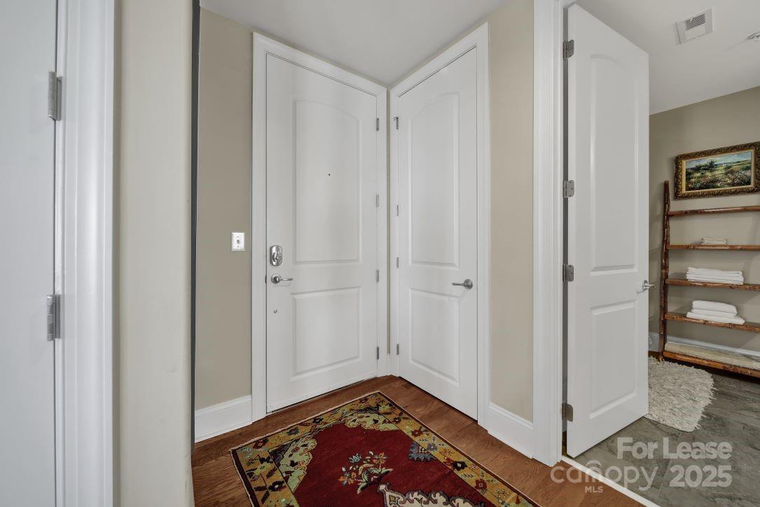 4620 Piedmont Row Drive 613 Property Photo 2