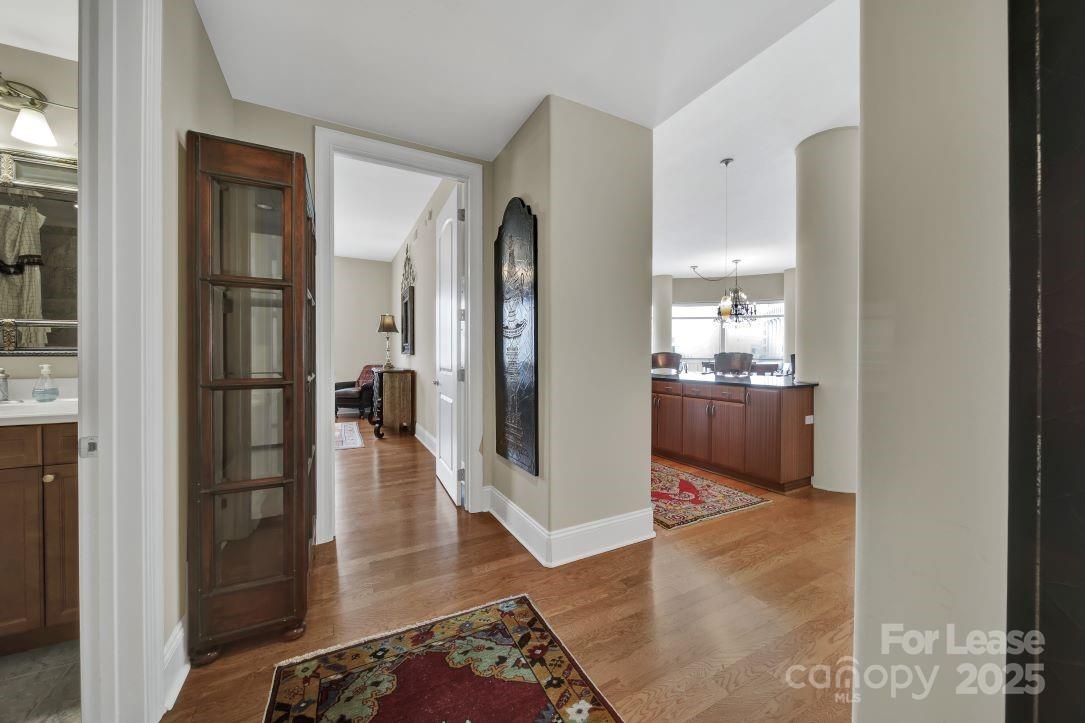 4620 Piedmont Row Drive 613 Property Photo 3