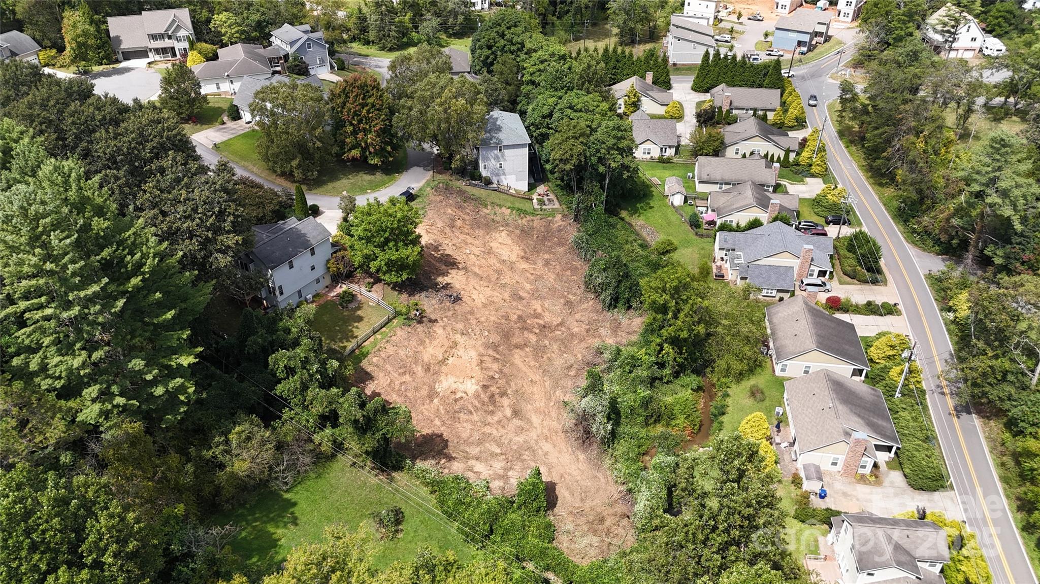 16 Village East Court Property Photo 3