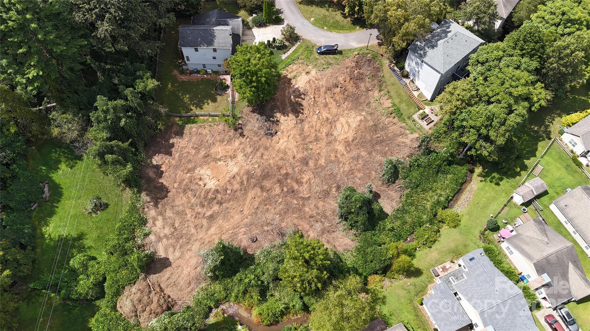 16 Village East Court Property Photo 6