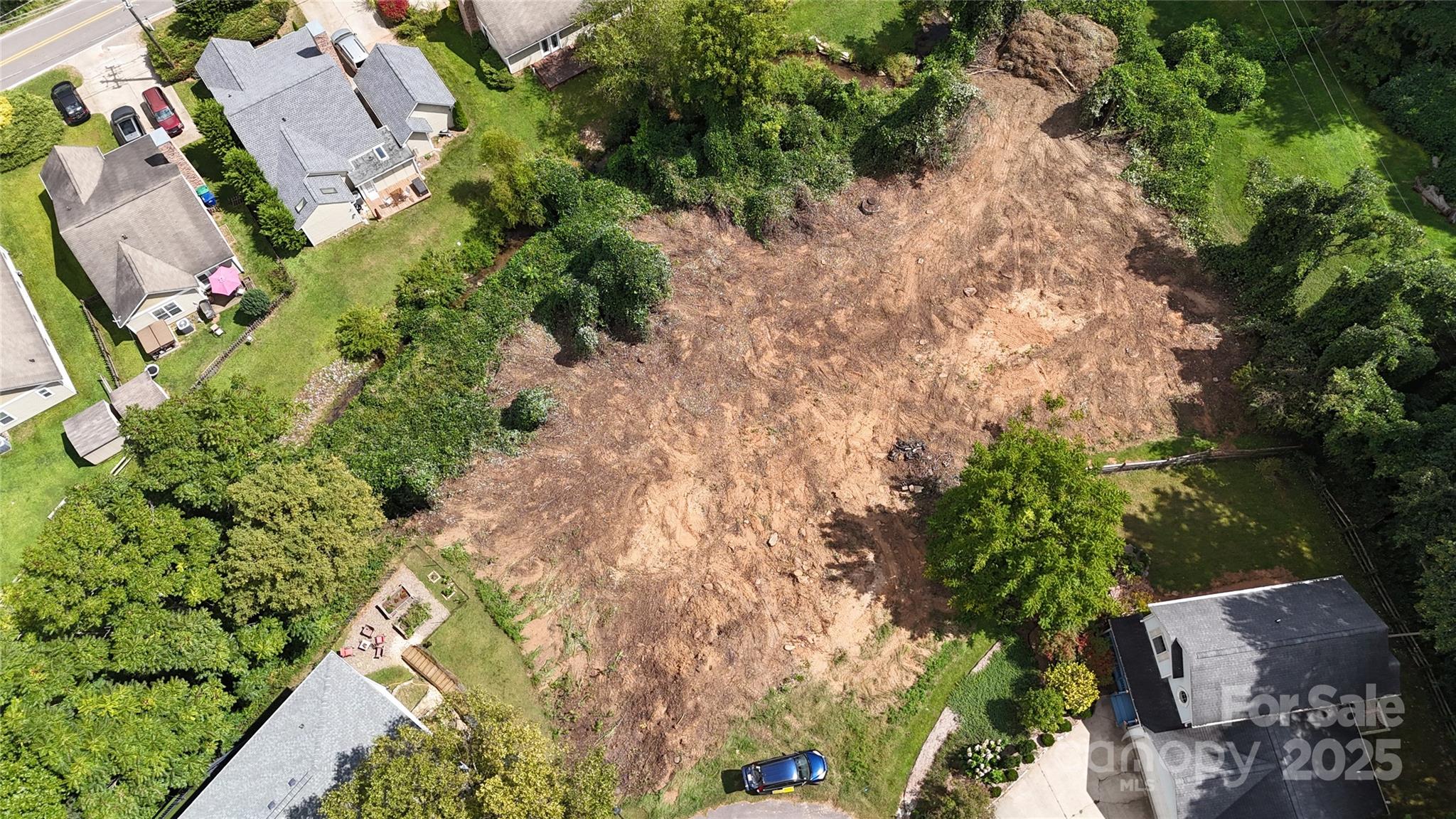 16 Village East Court Property Photo 12