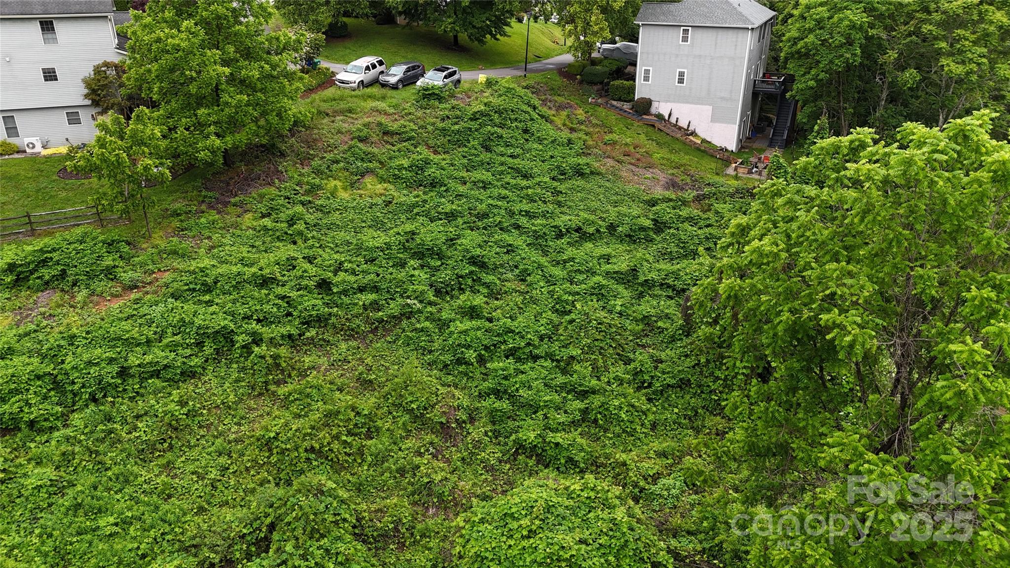 16 Village East Court Property Photo 28