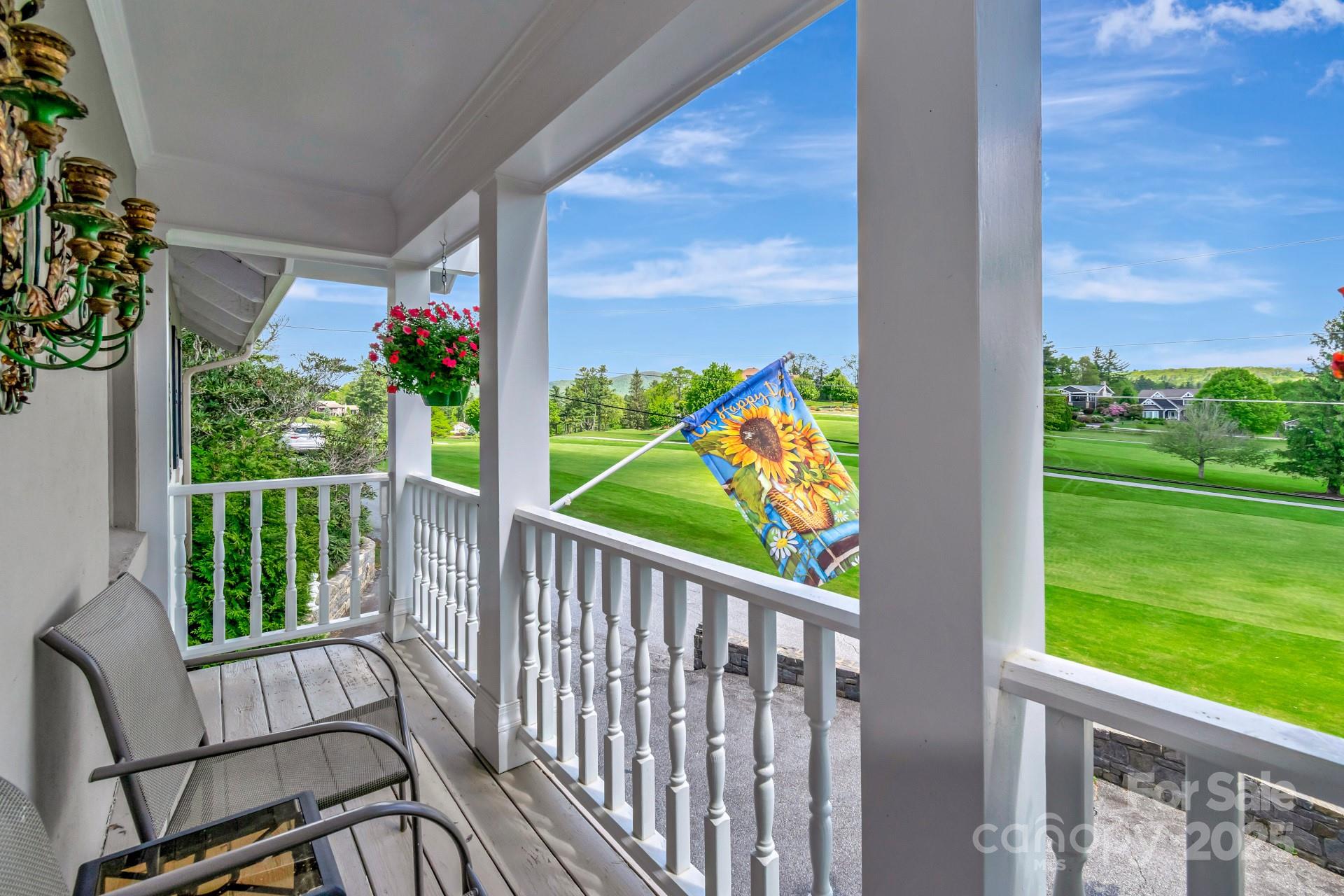 195 Fairway Lane Property Photo 4