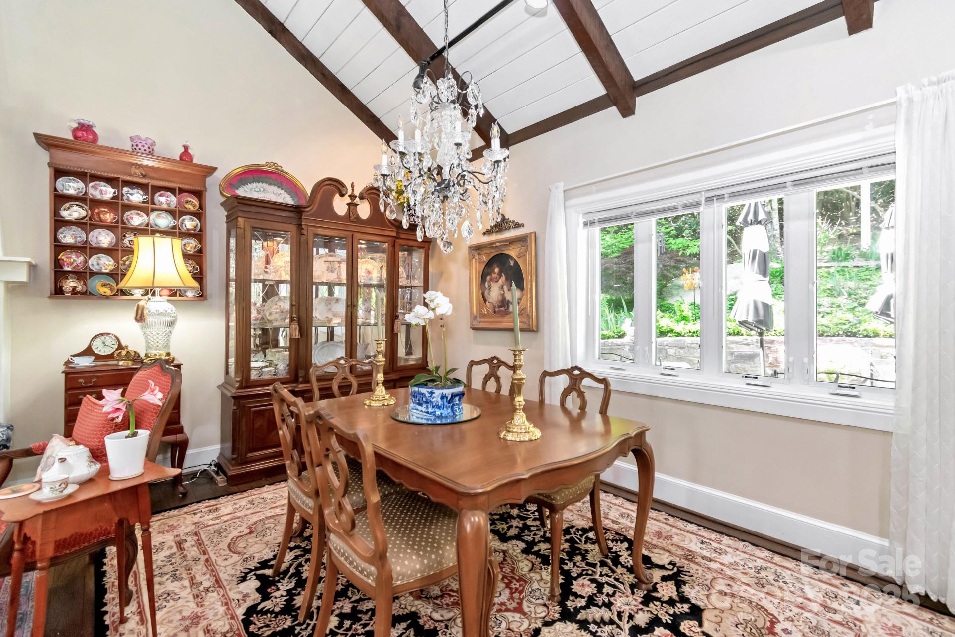 195 Fairway Lane Property Photo 10