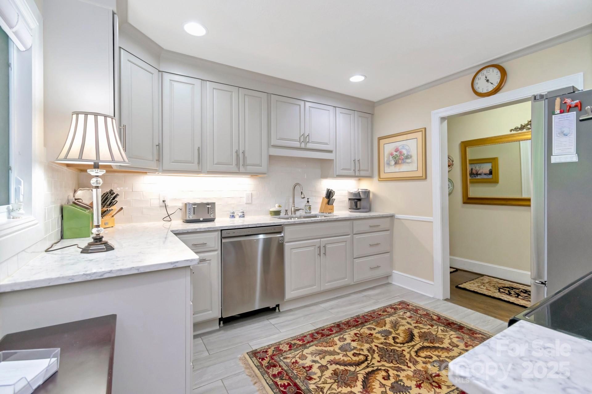 195 Fairway Lane Property Photo 16