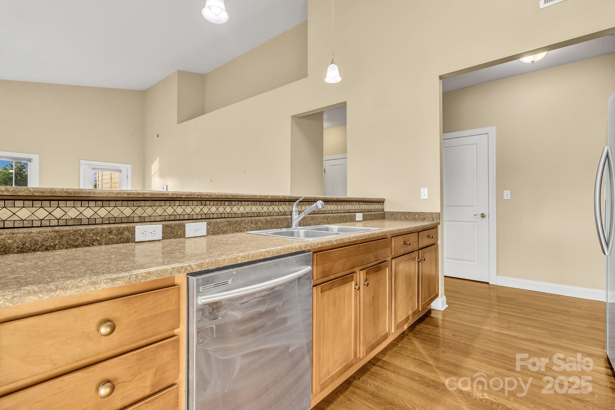 32 White Fox Drive 32 Property Photo 13