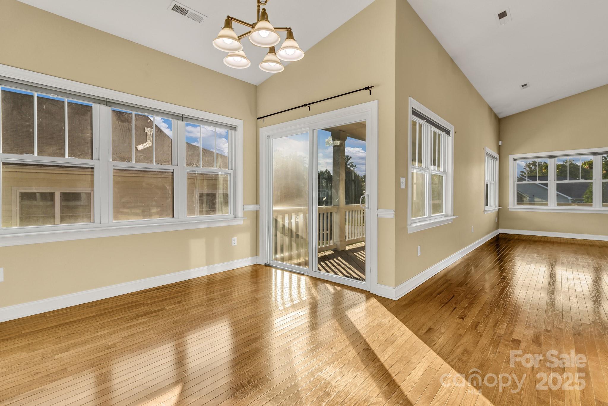 32 White Fox Drive 32 Property Photo 20