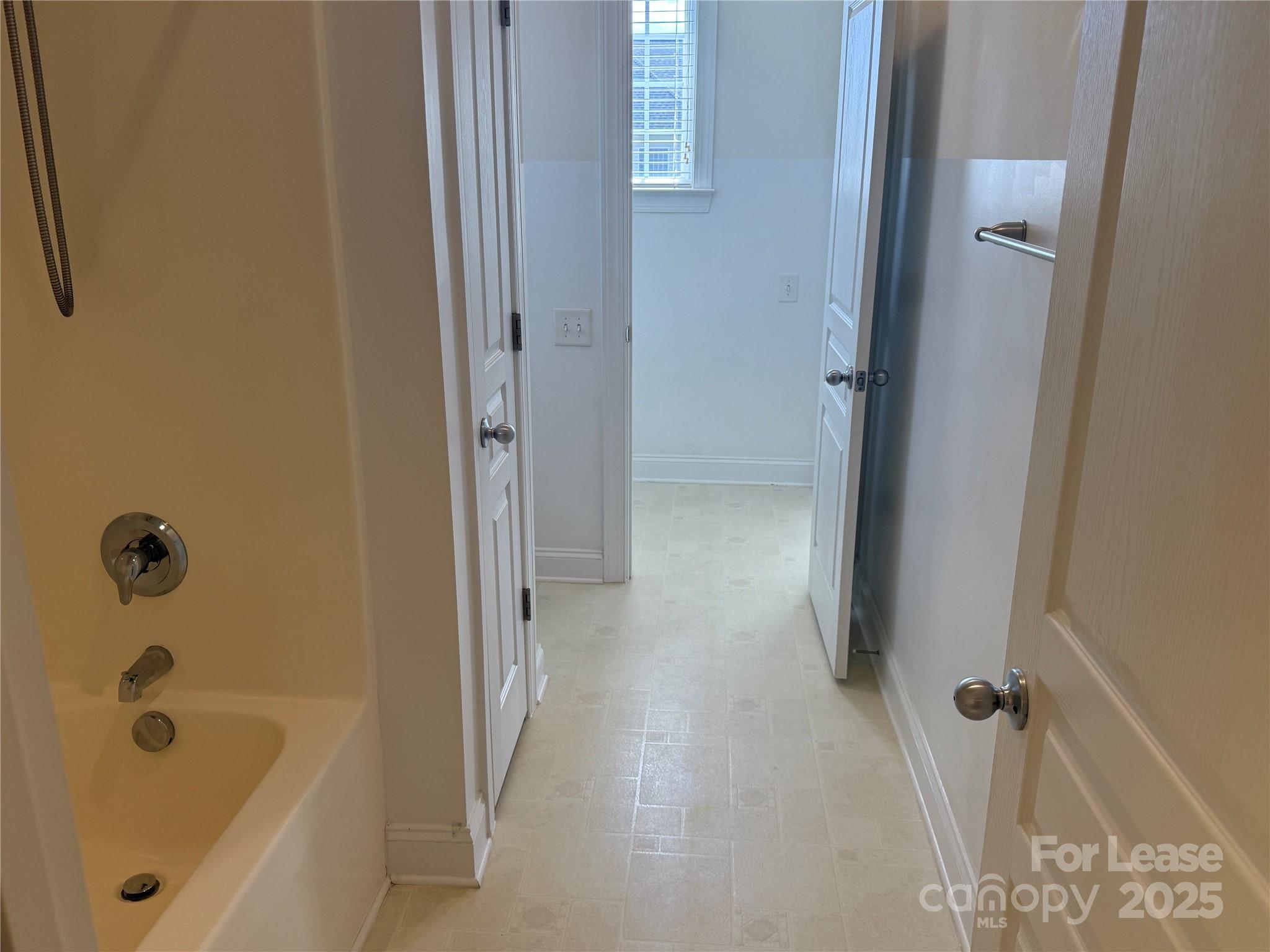 296 Nw Trillium Street 57 Property Photo 16
