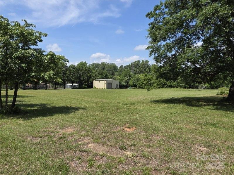 11 Front Street Property Photo 16